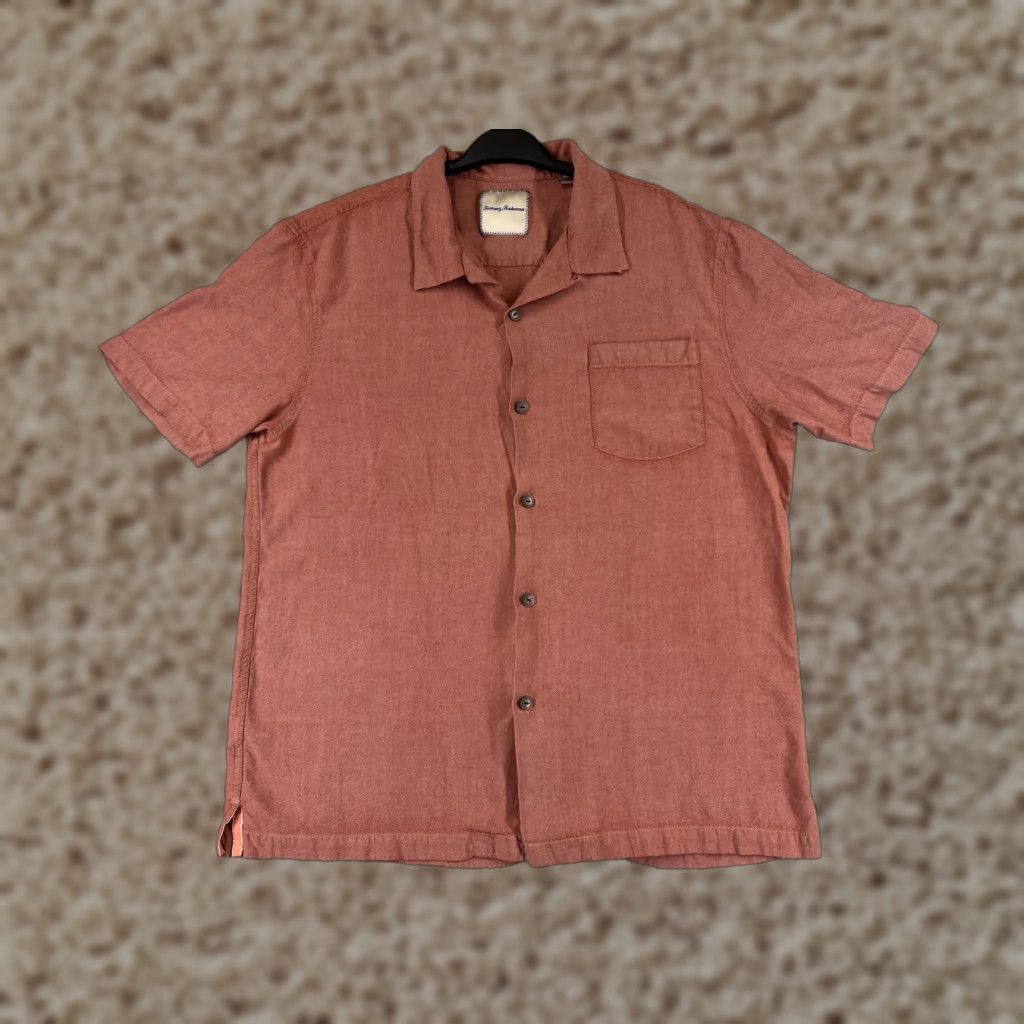 Tommy Bahama Tommy Bahama Shirt Mens XL Red Silk Button Up Pocket Camp Hawaiian Size US XL / EU 56 / 4 - 1 Thumbnail