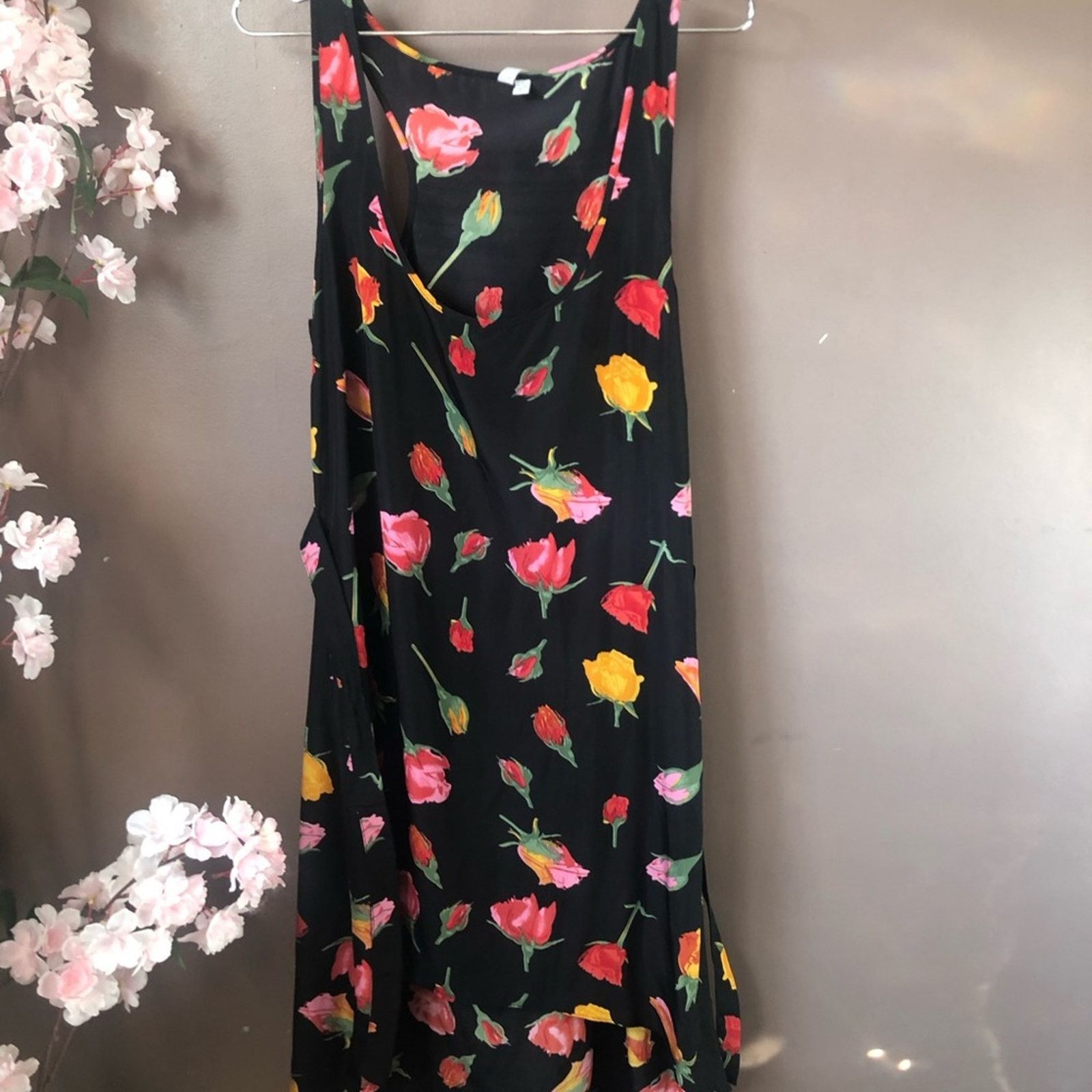 Reformation Reformation rose flower dress large w tie string. Size L / US 10 / IT 46 - 6 Thumbnail