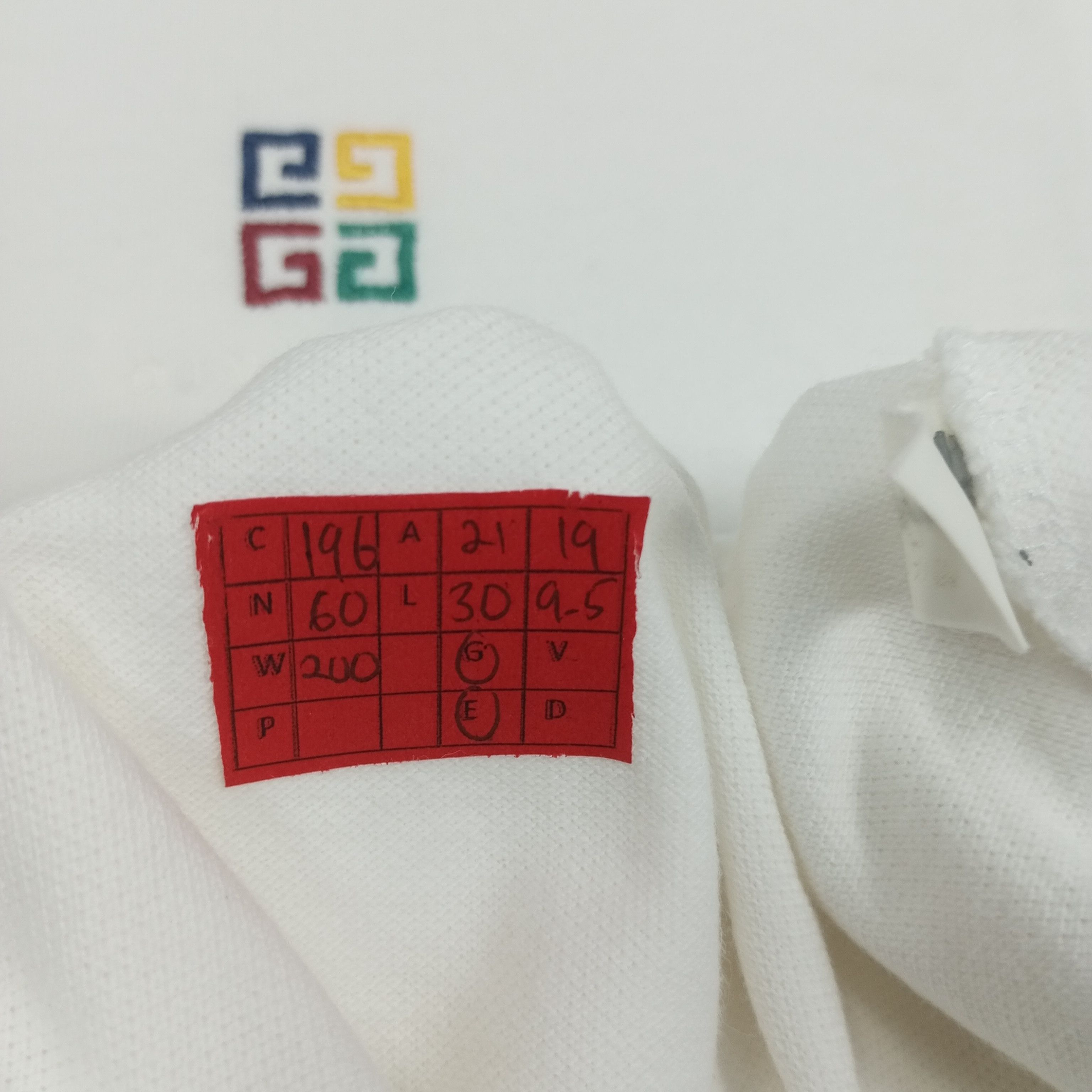 Givenchy × Vintage Givenchy Fashion Designer Brand Casual Polos Size US L / EU 52-54 / 3 - 7 Thumbnail