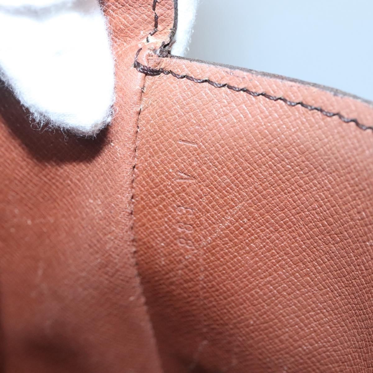 Louis Vuitton LOUIS VUITTON Monogram Saint Cloud GM Shoulder Bag M51242 Size ONE SIZE - 12 Thumbnail