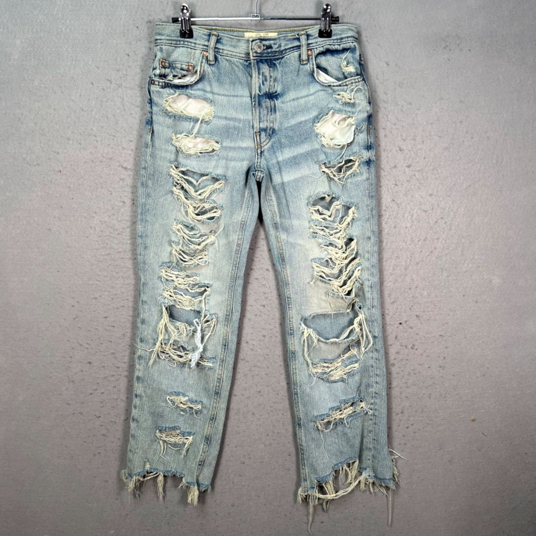 Vintage We The Free Distressed Light Wash Straight Leg Jeans Women’s Size 25 Size 42" / US 20 - 2 Thumbnail
