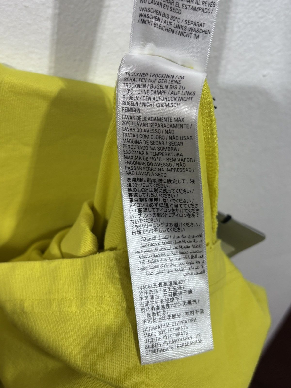 Balenciaga Balenciaga Darkwave Yellow Tee Size US M / EU 48-50 / 2 - 7 Thumbnail