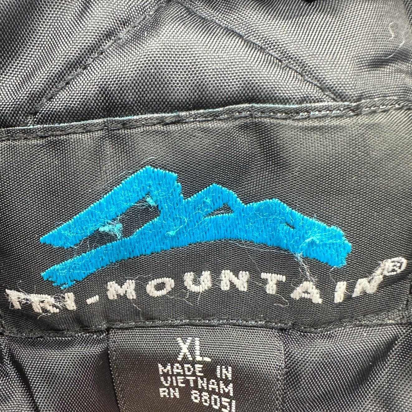 Other Vintage Tri-Mountain Coca Cola Nylon Quilt Work Jacket XL Size US XL / EU 56 / 4 - 3 Thumbnail
