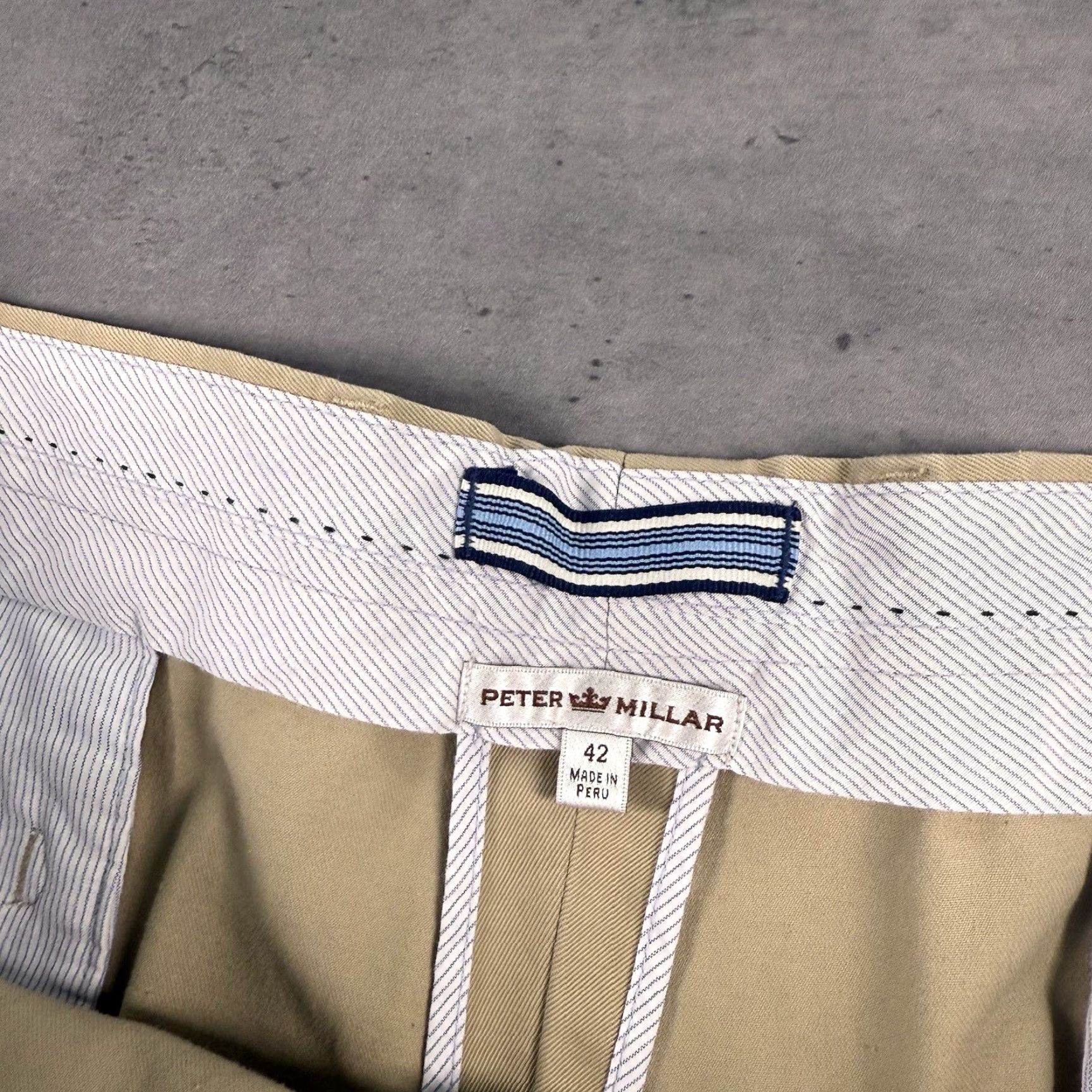 Peter Millar Peter Millar Khaki Chino Shorts Men 42 9" Inseam Beige Cotton Flat Front Dress Golf Baylor Bears Size US 42 / EU 58 - 4 Thumbnail