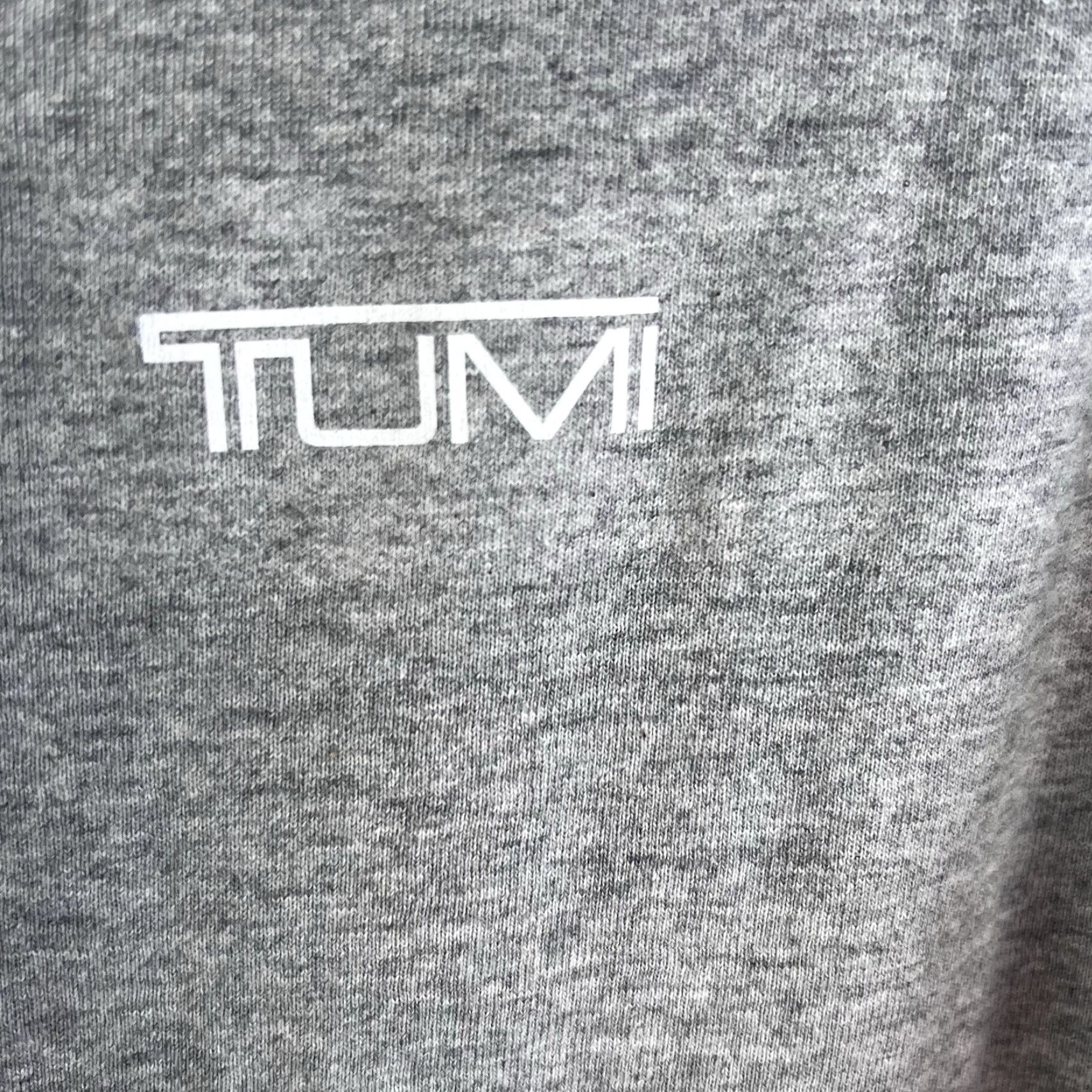 Tumi TUMI Mens T-Shirt Long Sleeve Shirt Regular Size L Gray Crew Neck Logo All Seasons Lightweight Knit Cotton Polyester Blend Size US L / EU 52-54 / 3 - 2 Thumbnail