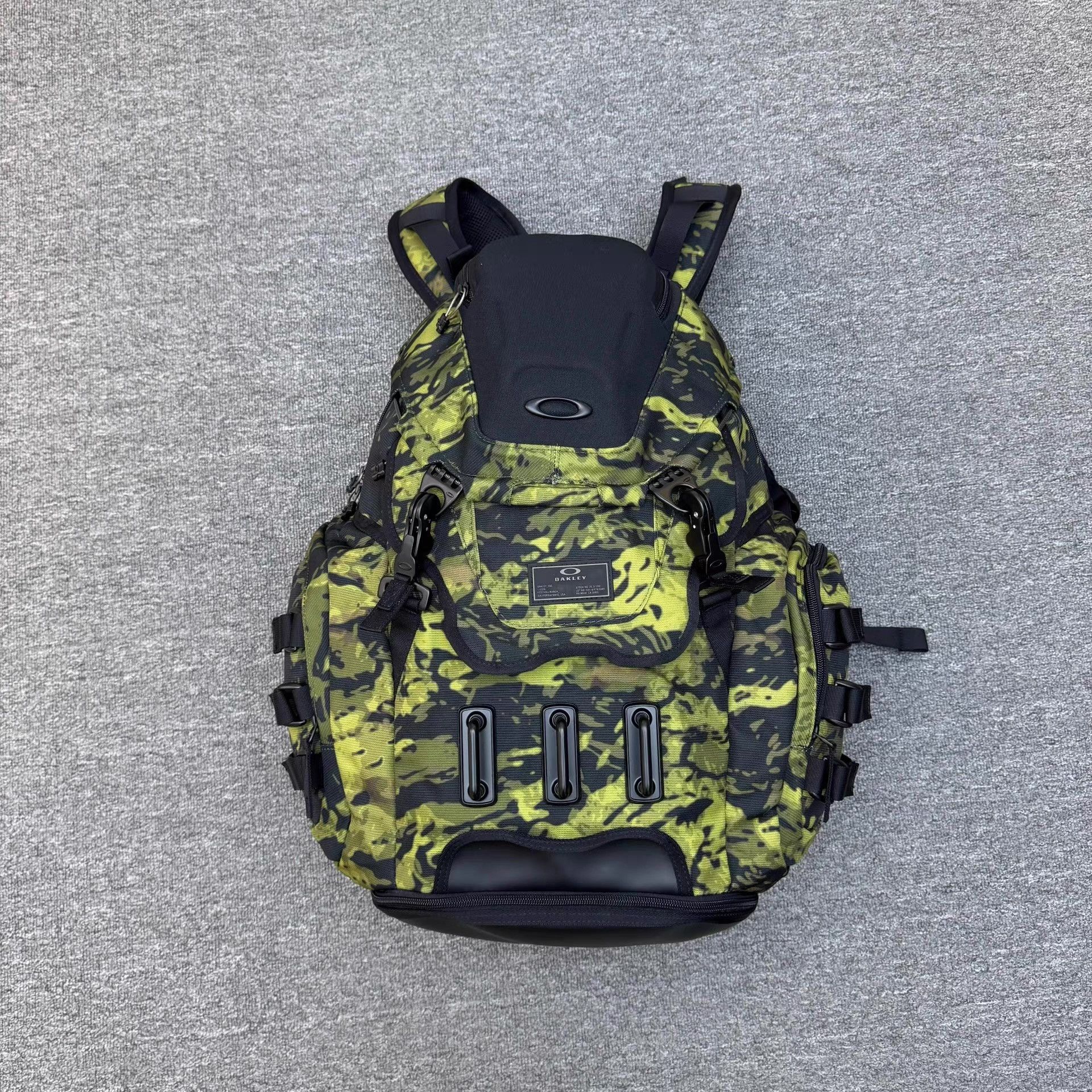 Oakley OAKLEY Backpack Q5 Size 34 - 1 Thumbnail