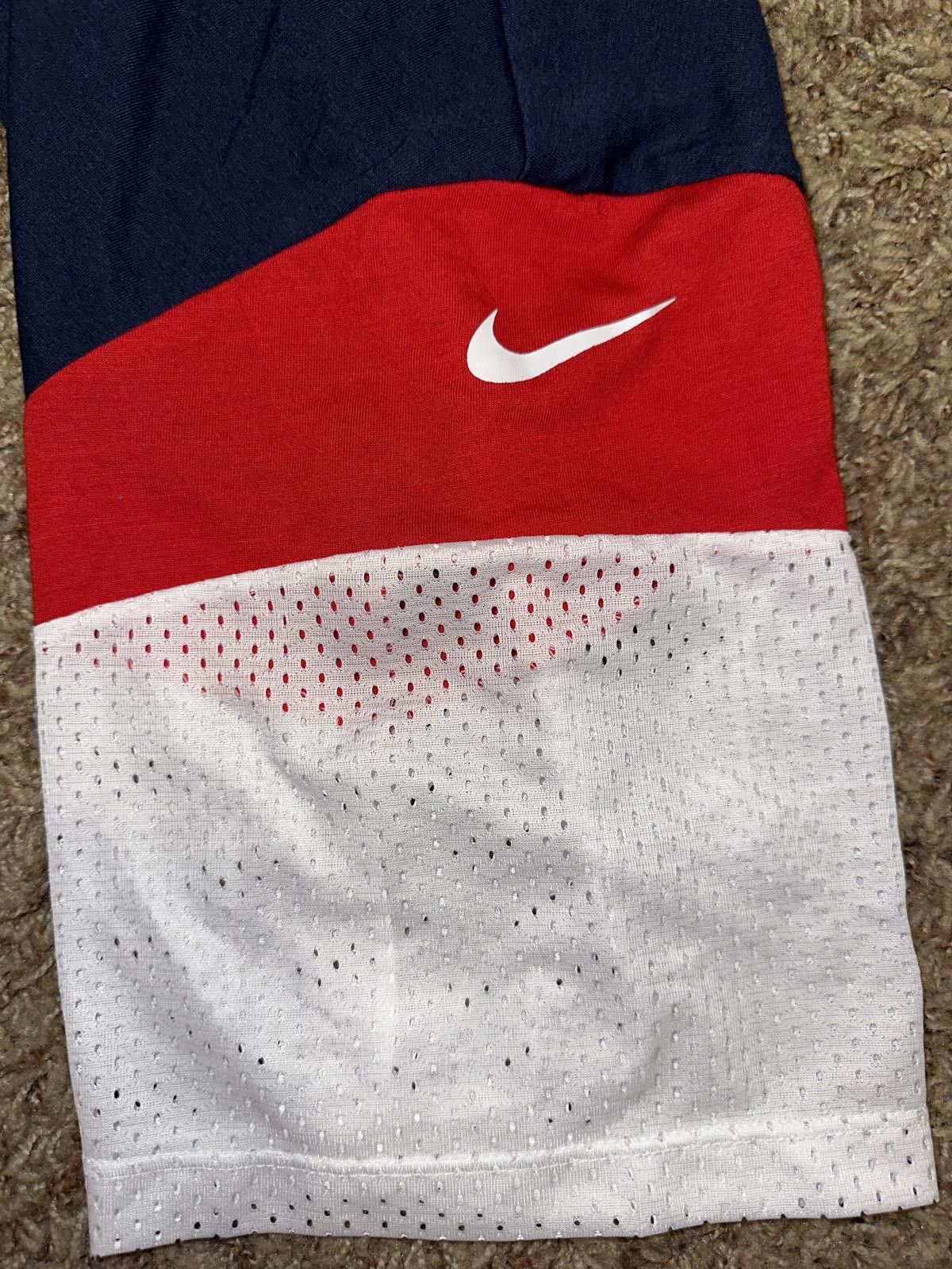 Nike Nike Women’s New England Patriots Nickname Tri-Blend Performance Crop Top Size L / US 10 / IT 46 - 3 Thumbnail