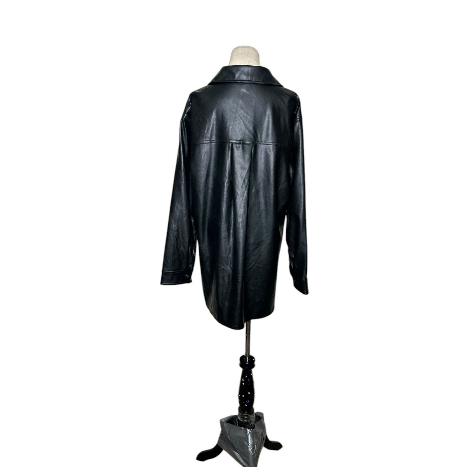 Laundry by Shelli Segal Laundry faux leather buttoned shacket size large Size L / US 10 / IT 46 - 2 Thumbnail