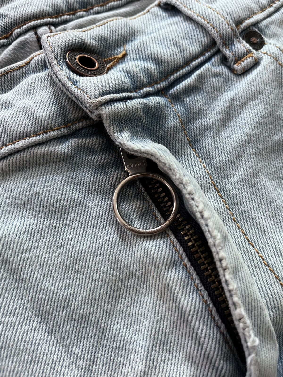 Off-White OFF WHITE VIRGIL ABLOH DISTRESSED DENIM Size US 31 - 8 Thumbnail