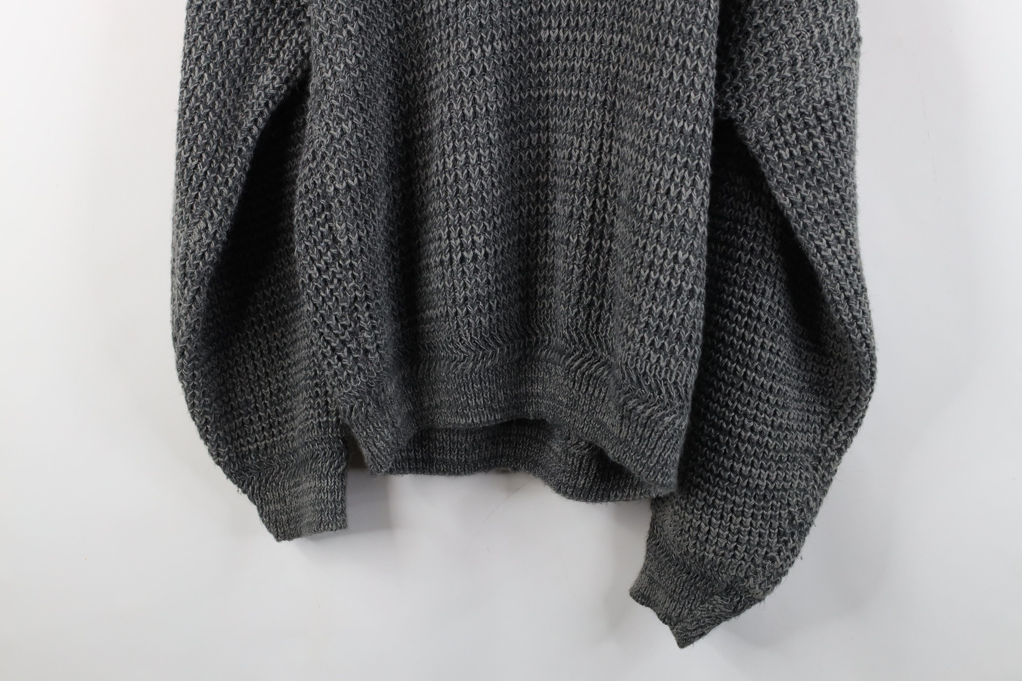 Vintage Vintage 90s Streetwear Chunky Thermal Knit Sweater Gray USA Size US L / EU 52-54 / 3 - 11 Thumbnail