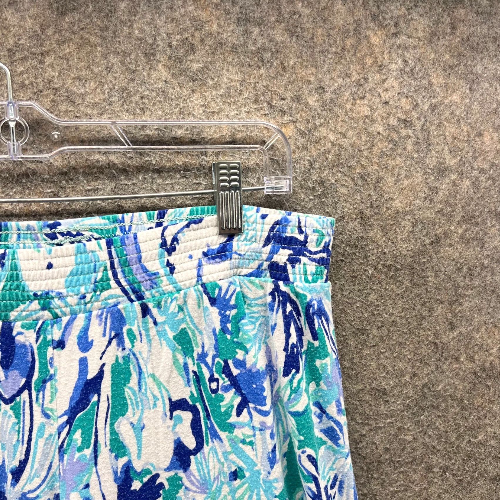 Lilly Pulitzer Lilly Pulitzer Pants Womens Small Blue Abstract White Tropical Floral Wide Leg Shorts? Size 28" / US 6 / IT 42 - 5 Thumbnail