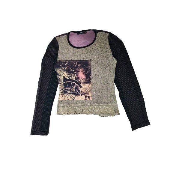 Cop Copine The Cop Copine Crochet Like Fabric Top Size ONE SIZE - 1 Thumbnail
