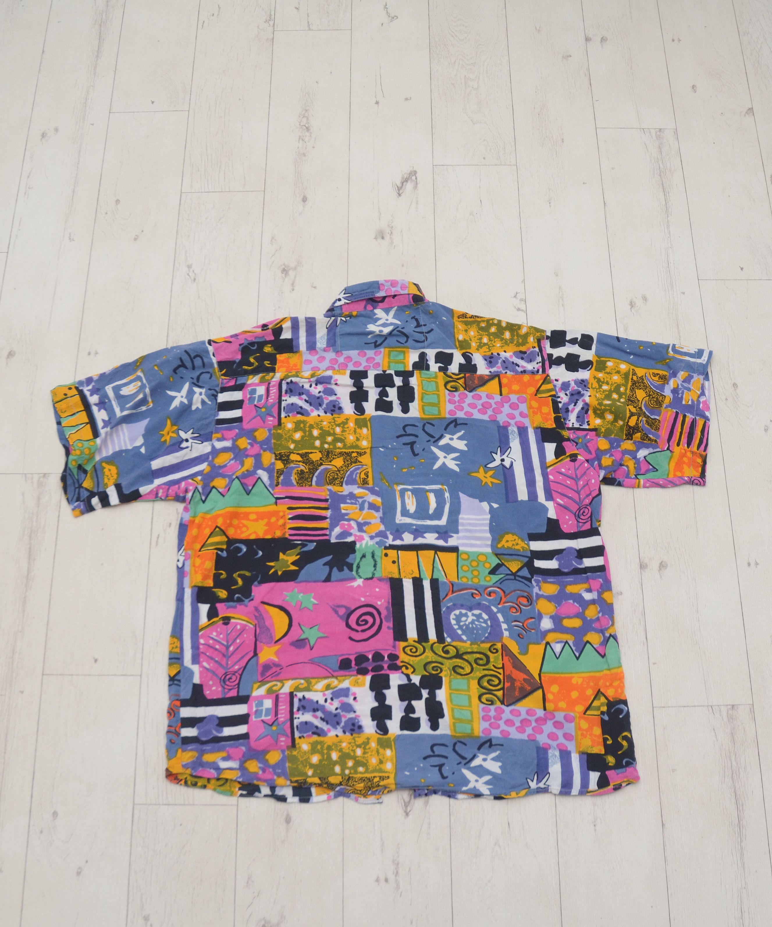 Vintage Vintage South Pacific Loop Collar Hawaiian Crazy Shirt Y2K Size US L / EU 52-54 / 3 - 7 Thumbnail