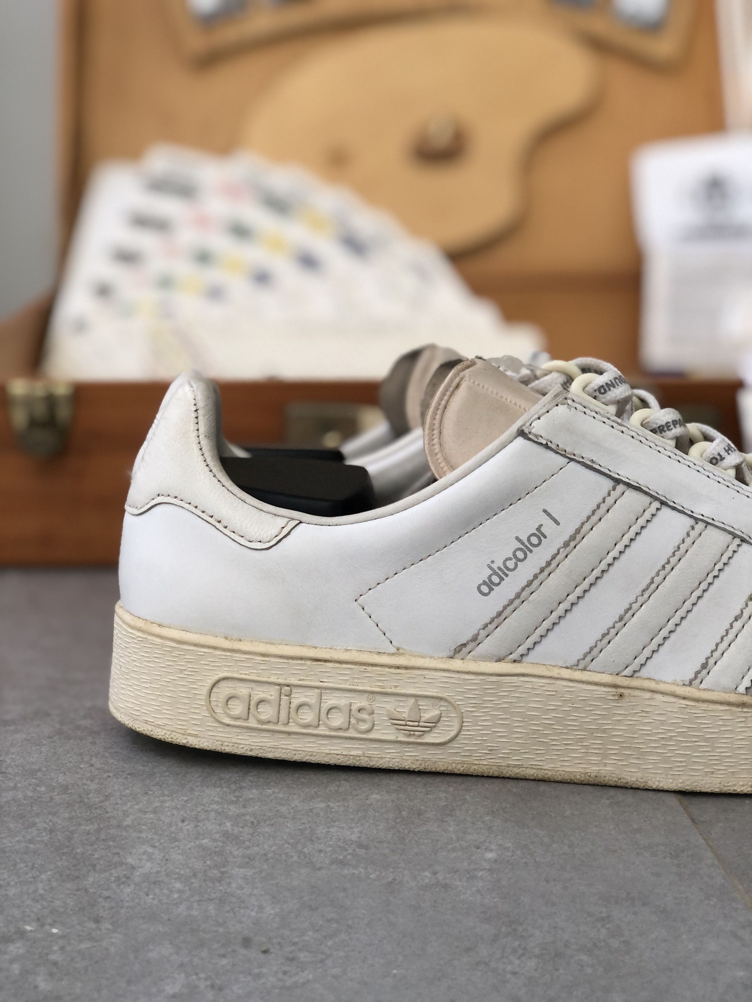 Adidas adidas adicolor W1 2006 Size US 10.5 / EU 43-44 - 8 Thumbnail