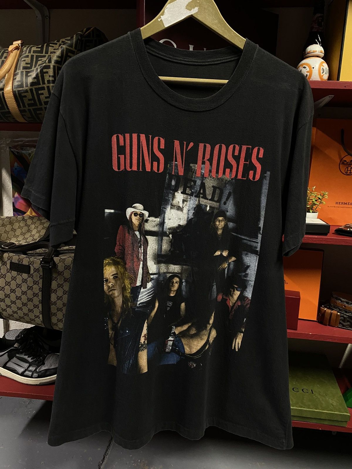 Band Tees Vintage 1991 Guns N’ Roses Band Tour T-Shirt Large Size US L / EU 52-54 / 3 - 1 Thumbnail