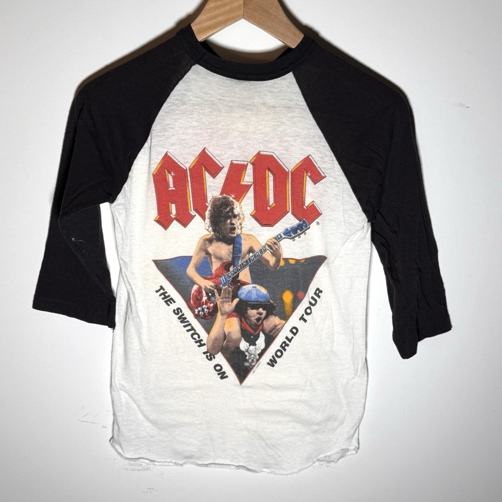 Band Tees × Vintage VTG AC/DC Flick of the Switch Raglan T-Shirt Women’s Small Size XS / US 0-2 / IT 36-38 - 9 Thumbnail