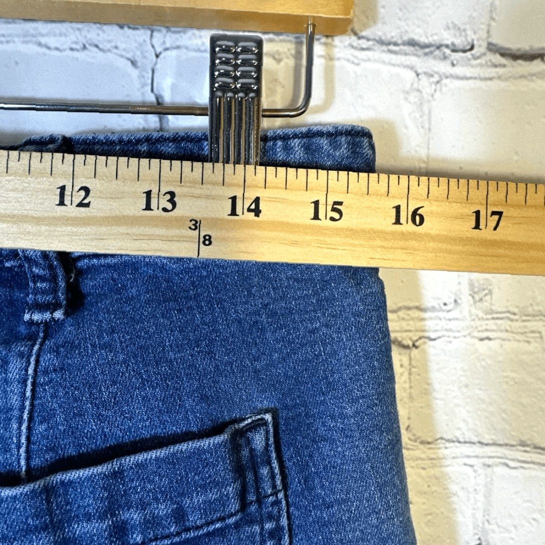 Gap VINTAGE Gap 70s Flare Jeans Women’s 10 High Waisted Button Pocket Medium Wash Stretch Jeans Blue Women Ladies Pants 70s Flare Wide-Leg Mens? Size 32" / US 10 / IT 46 - 6 Thumbnail