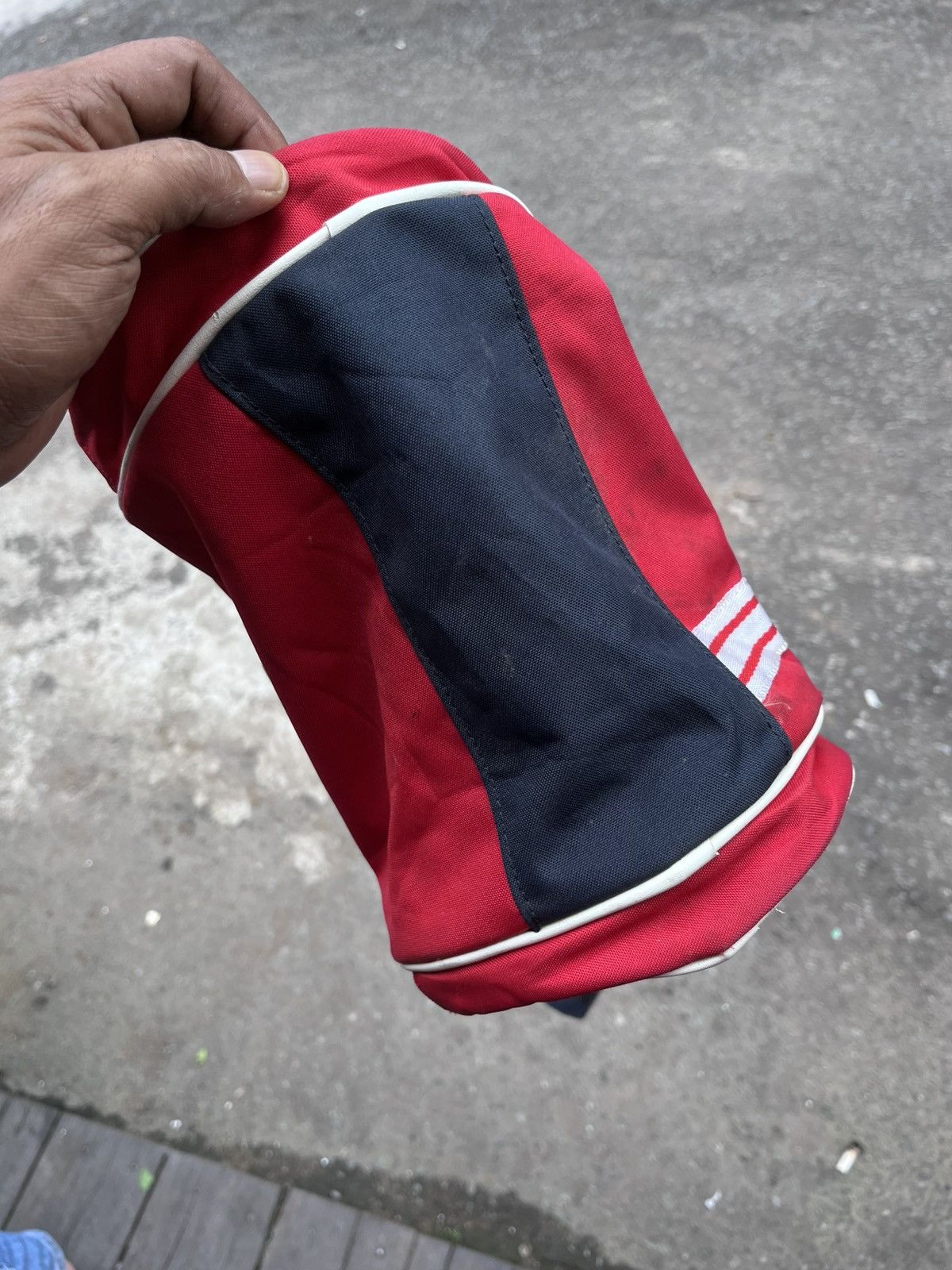 Fila VTG 2007 Fila "Spirito Sportivo" Mini Duffle Sling Bag Y2K Size ONE SIZE - 5 Thumbnail