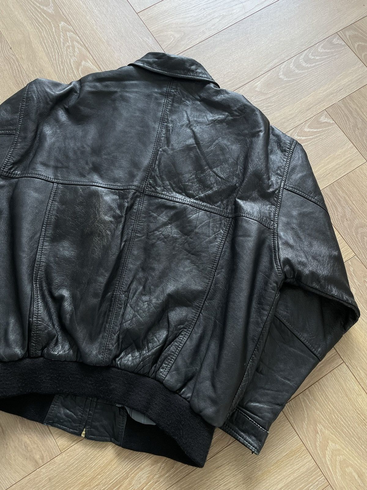 Vintage Vintage Y2k Black Leather Oversize Bomber Jacket Avant Garde Size US L / EU 52-54 / 3 - 8 Thumbnail