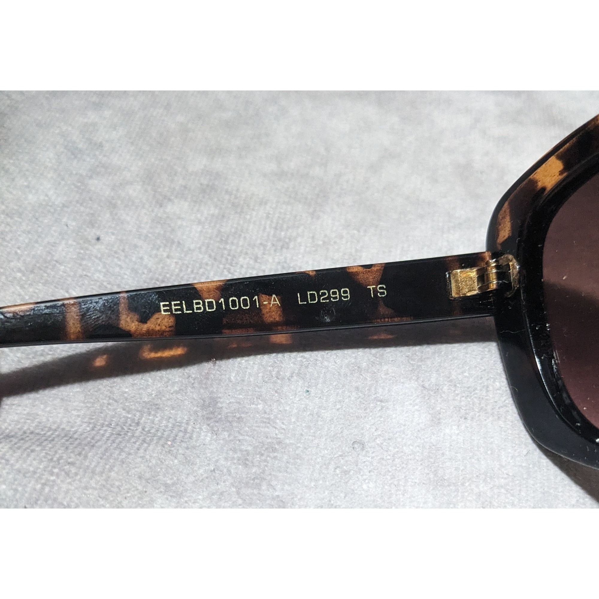 Other Laundry By Design Retro Tortoise Sunglasses Size ONE SIZE - 9 Thumbnail