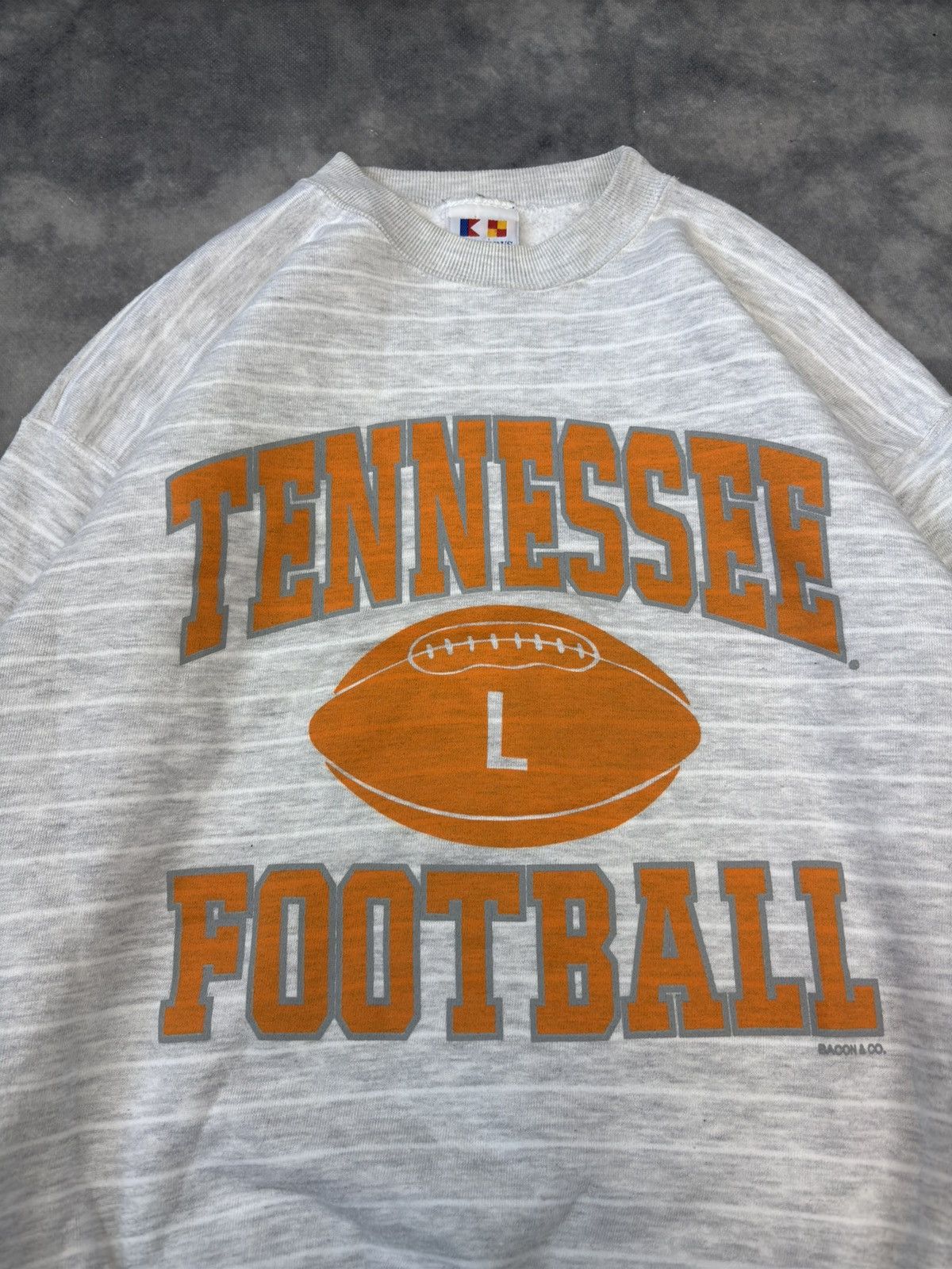 Vintage 90s Tennessee Volunteers Crewneck Football made in USA Size US L / EU 52-54 / 3 - 2 Thumbnail