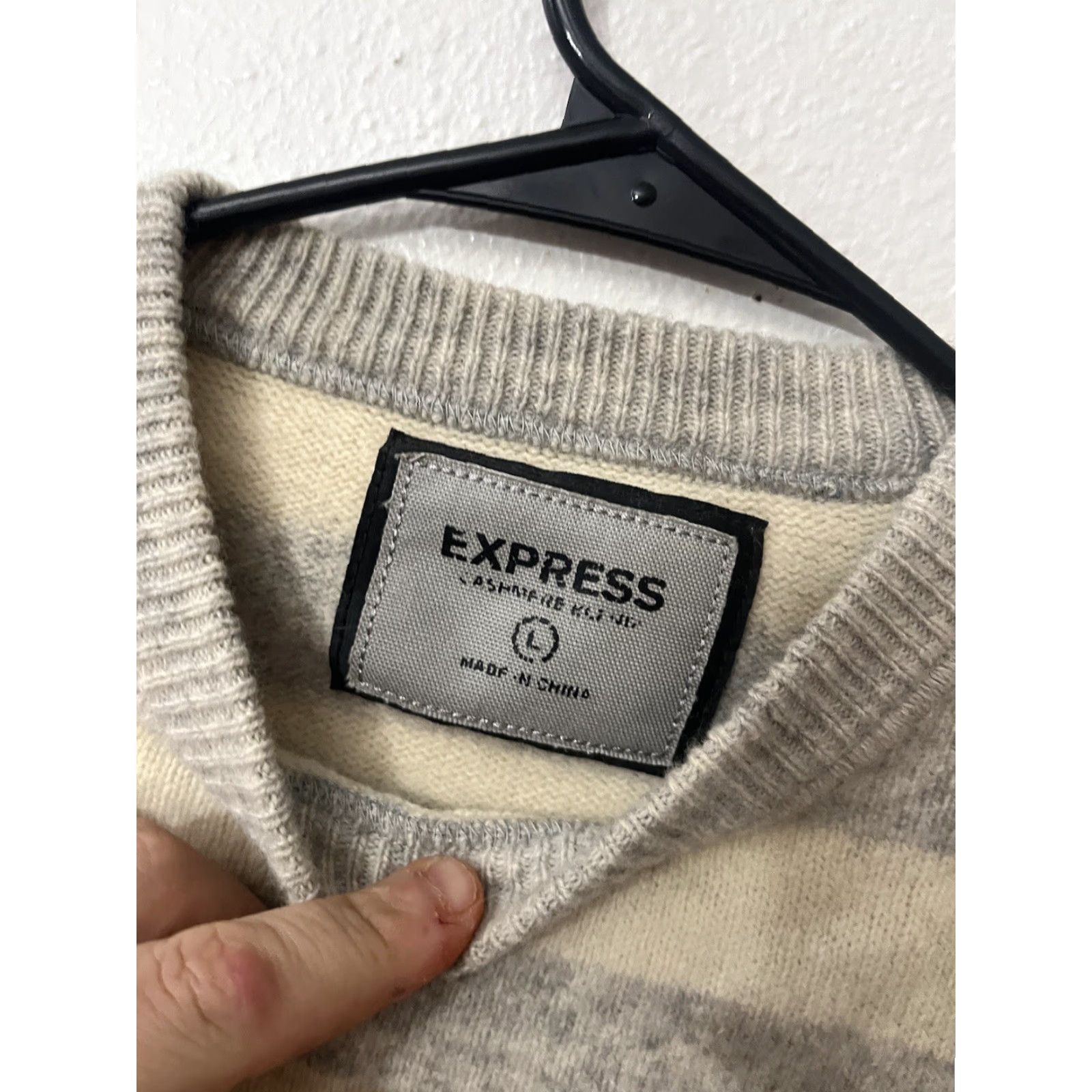 Express EUC Mens Express Sweater Large Gray Striped Pullover Crew Neck 90s Casual Knit Lomb? Size US L / EU 52-54 / 3 - 2 Thumbnail