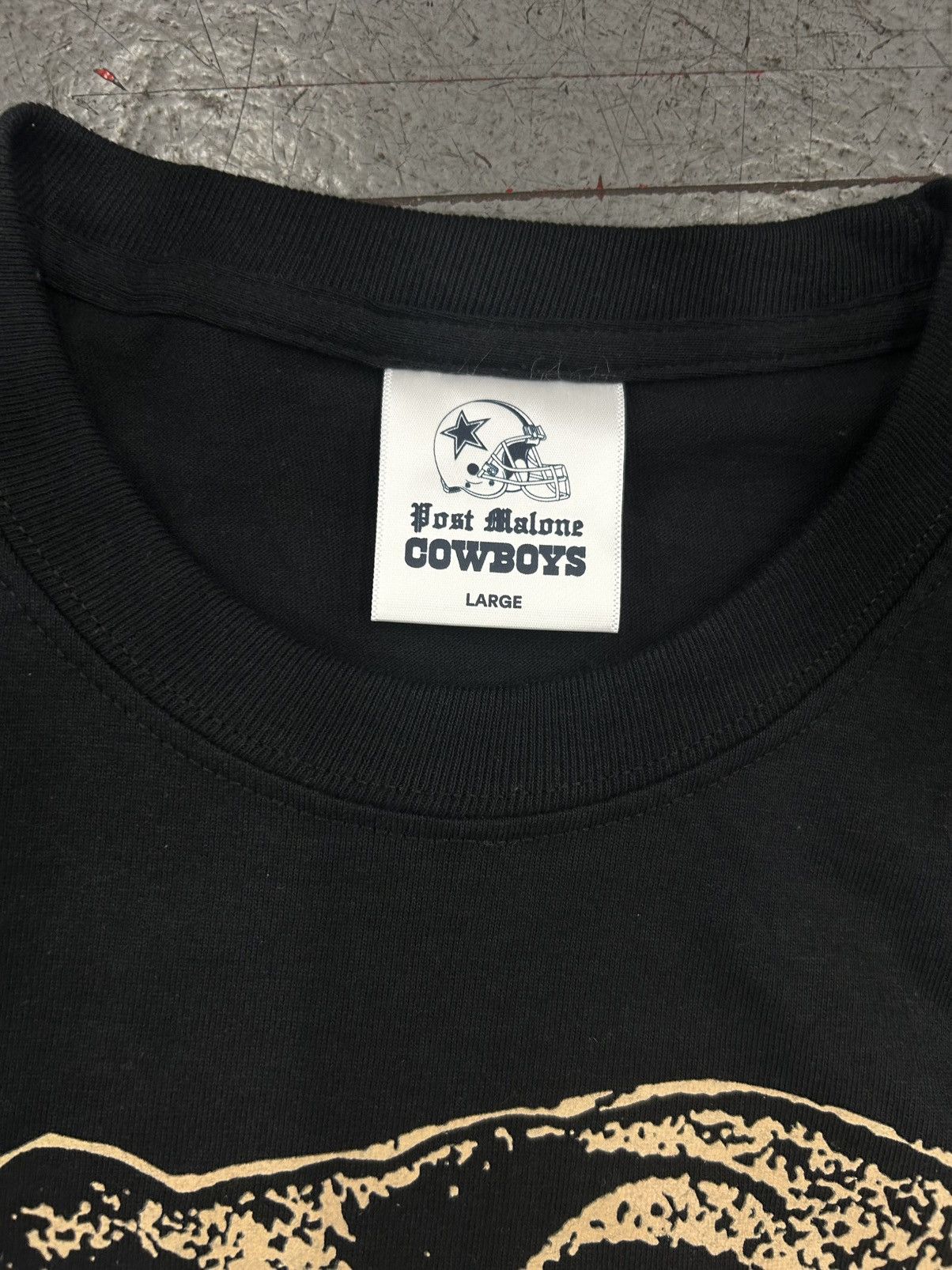 Band Tees Post Malone x Dallas Cowboys Long sleeve Tee Size Large NEW Size US L / EU 52-54 / 3 - 5 Thumbnail