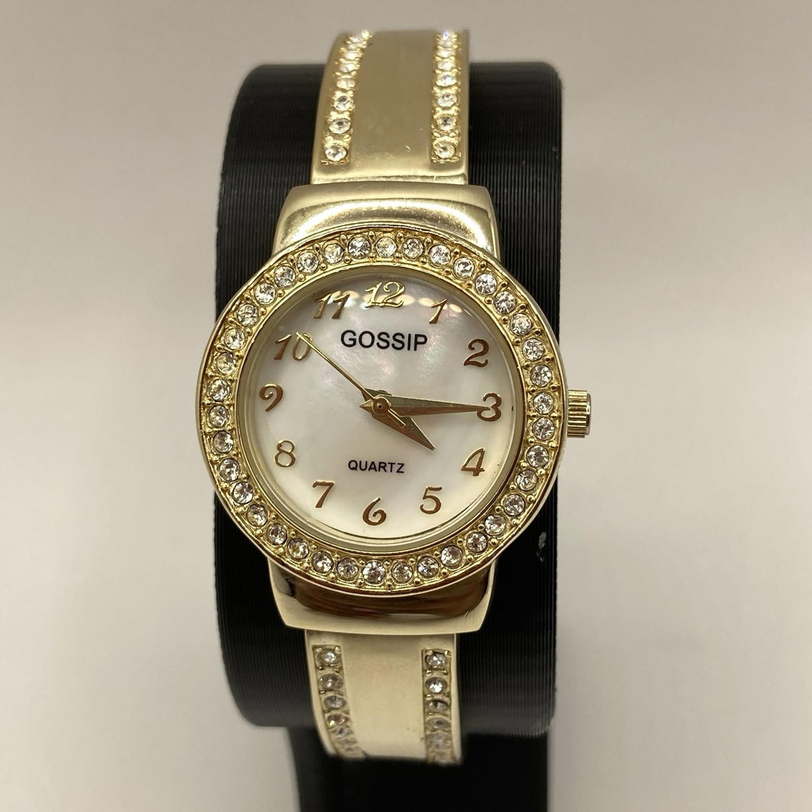 Designer Working Women’s Gold Tone Sparkle Bezel Gossip Bangle Watch Size ONE SIZE - 2 Thumbnail