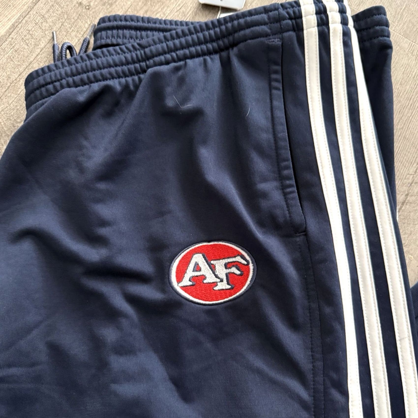 Adidas adidas Track Pants Womens 2XL Navy Blue 3-Stripe Team Performance Pockets Elastic Waist Ankle Zip NEW Size 40" / US 18 - 7 Thumbnail