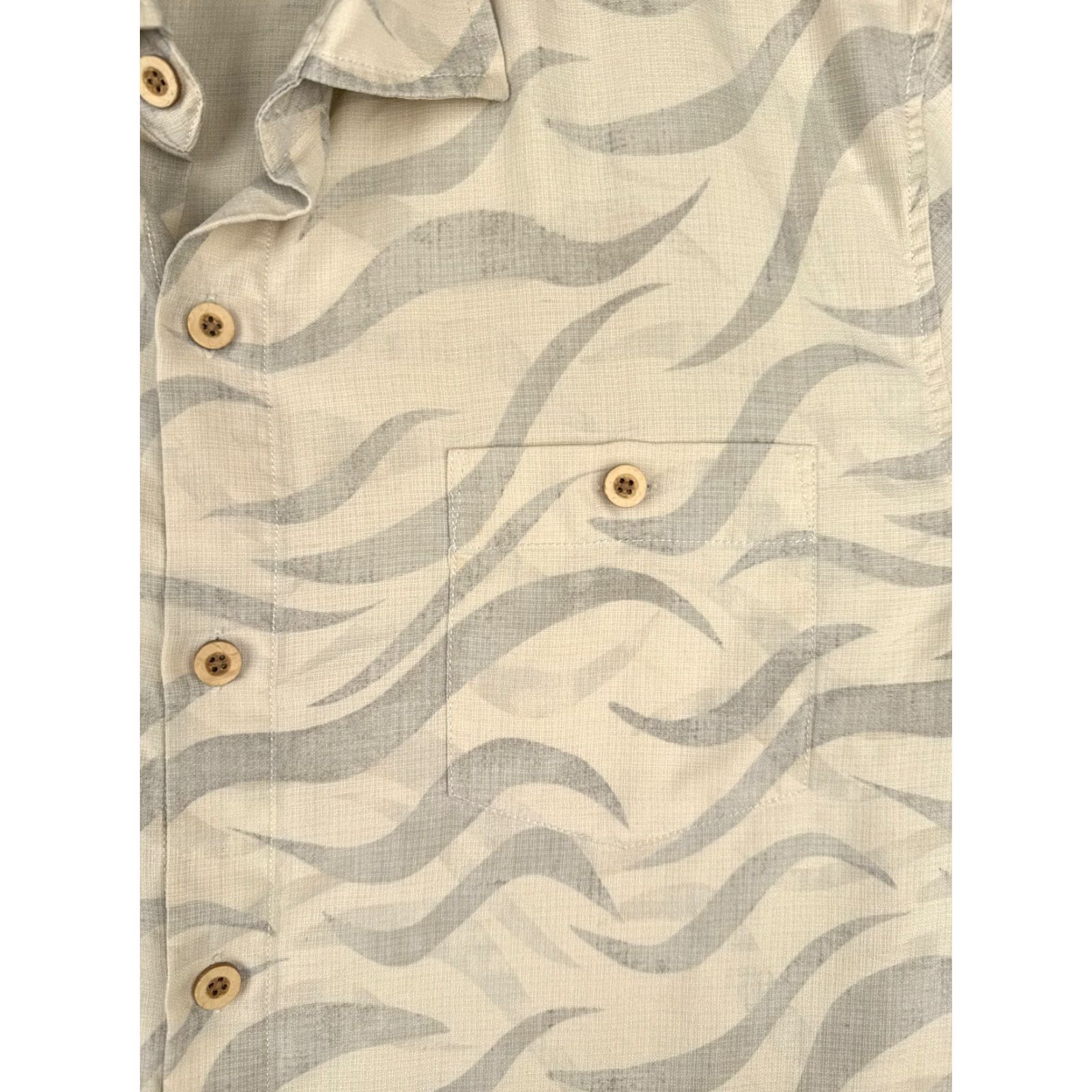 Tommy Bahama Tommy Bahama Shirt Men Large Ivory Gray Waves 100% Silk Button Up Hawaiian Size US L / EU 52-54 / 3 - 6 Thumbnail