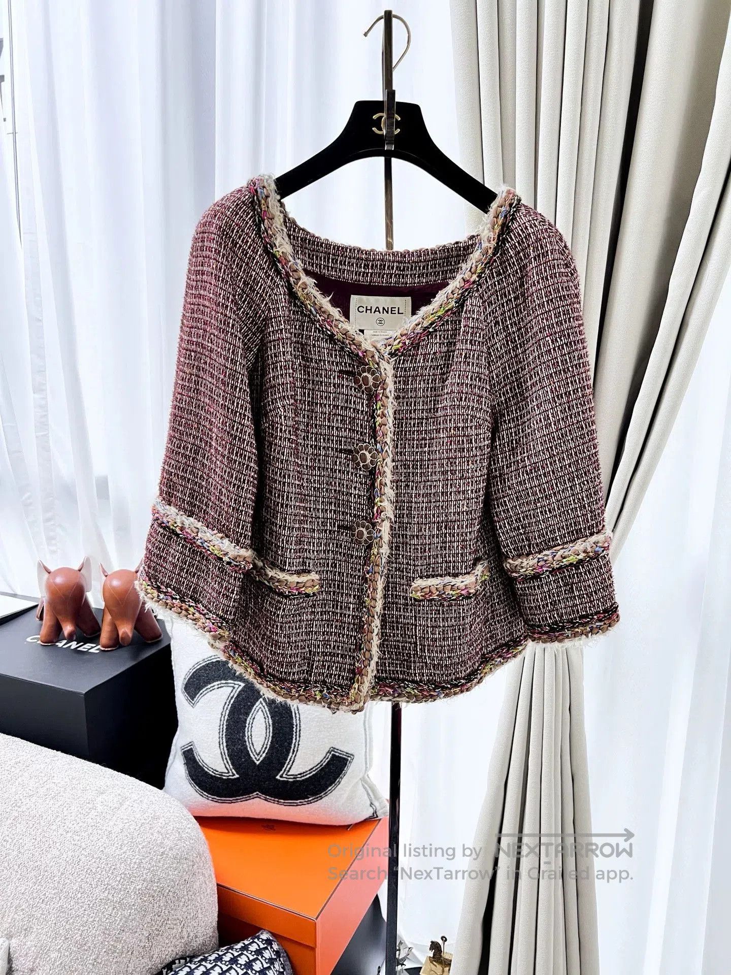 Chanel Chanel Red Tweed Glass Button Jacket. Size US XS / EU 42 / 0 - 1 Thumbnail