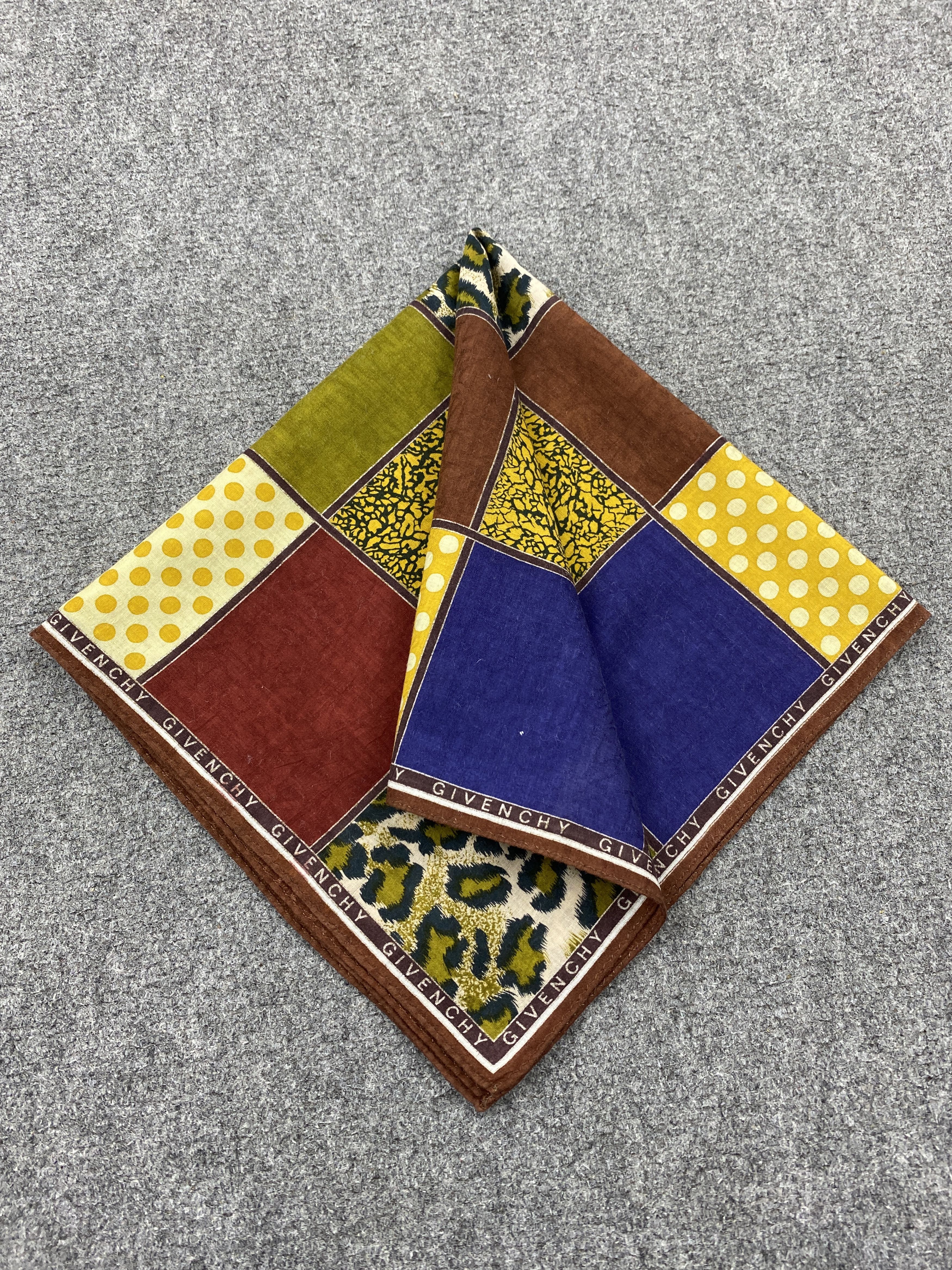 Givenchy Vintage Givenchy Handkerchief / Neckerchief HKC1145 Size ONE SIZE - 3 Thumbnail