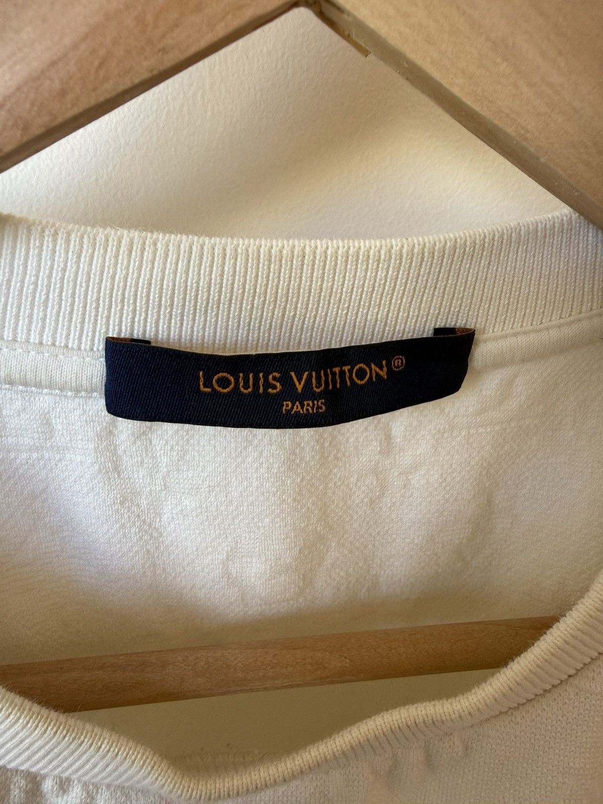 Louis Vuitton Louis Vuitton white monogram t-shirt Size US XL / EU 56 / 4 - 3 Thumbnail