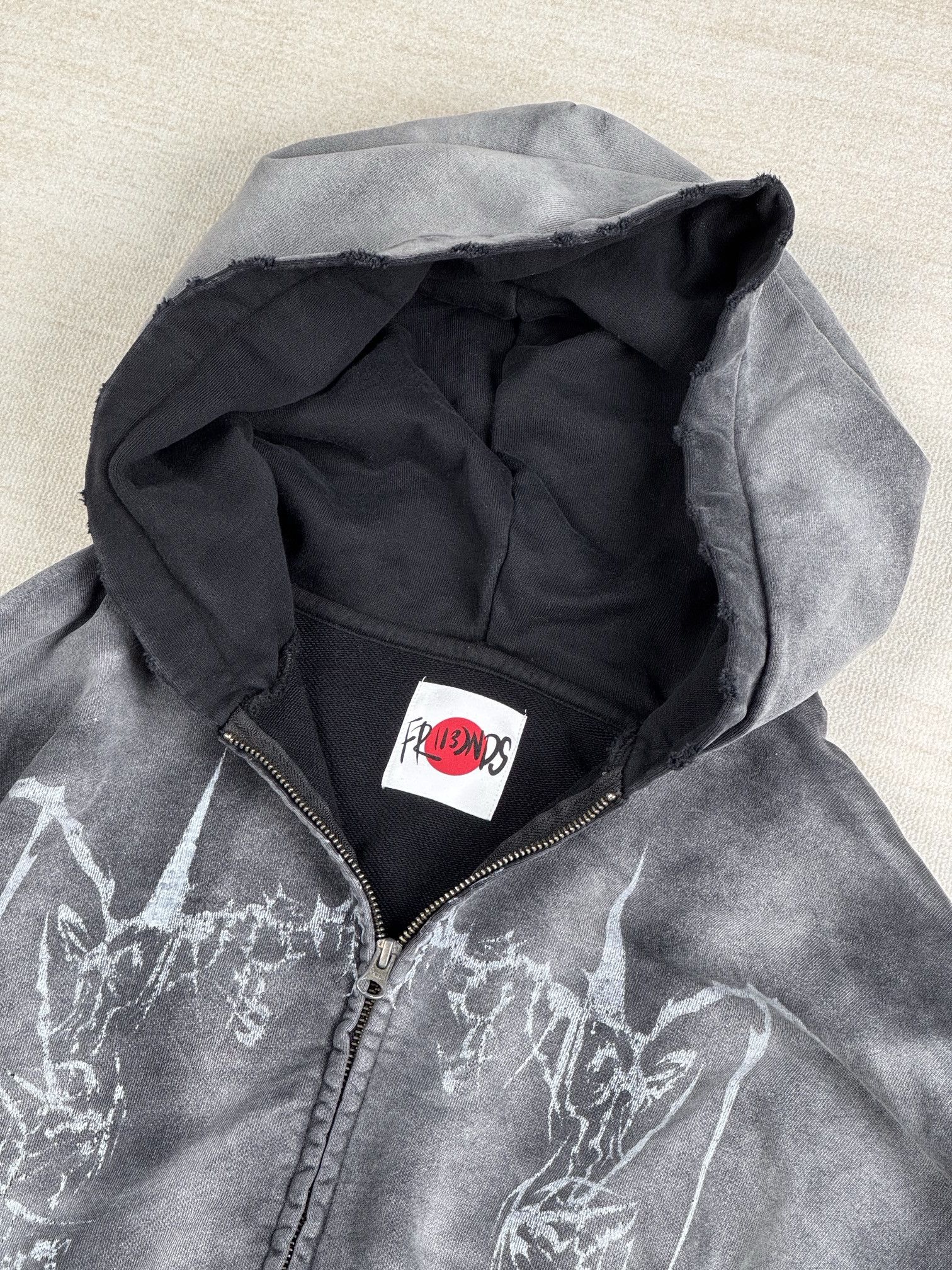 Japanese Brand FR(13)NDS Sweat Graphic Hoodie Size US L / EU 52-54 / 3 - 9 Thumbnail