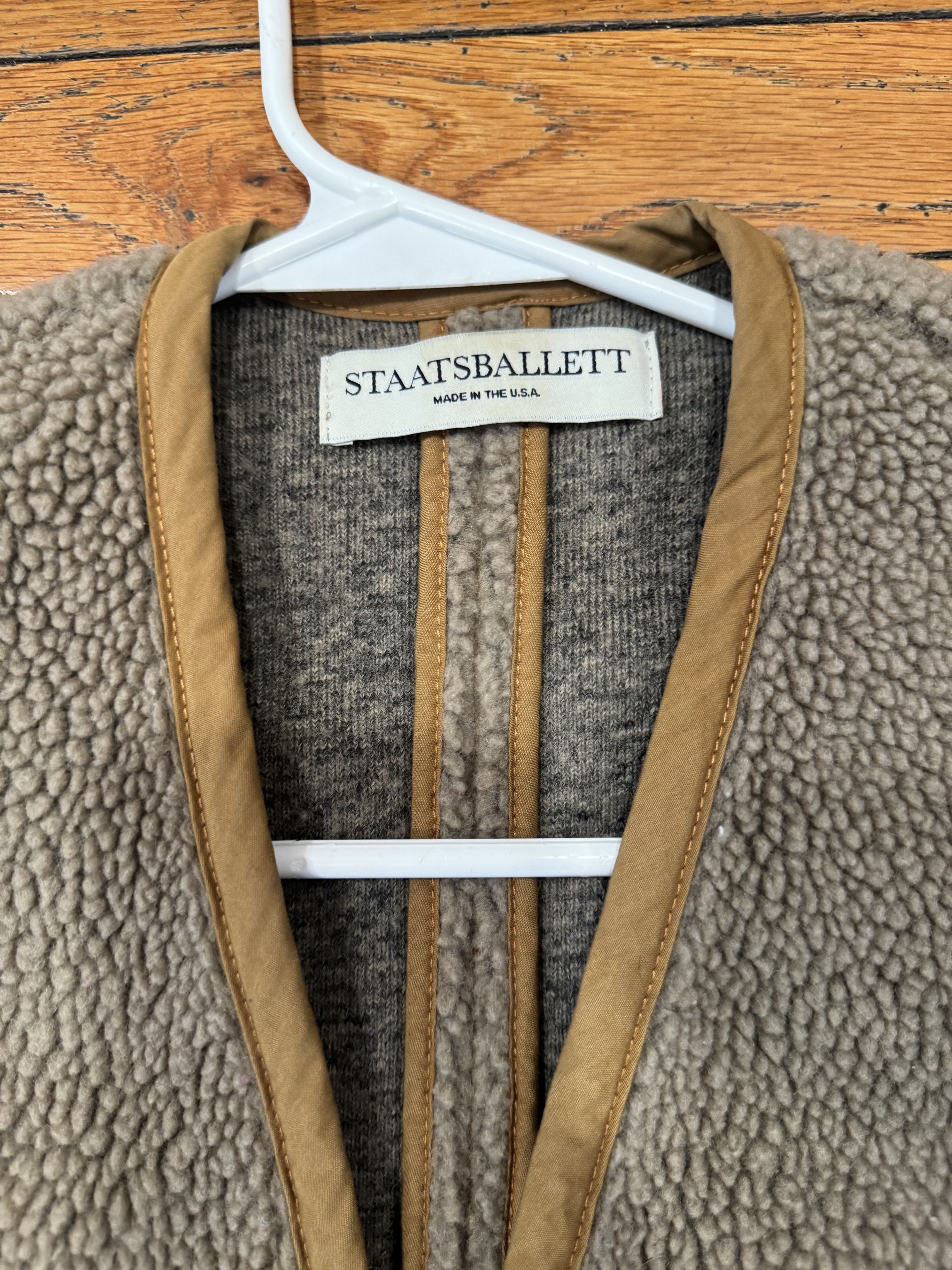 Staatsballett staatsballet sherpa vest Size US M / EU 48-50 / 2 - 3 Thumbnail