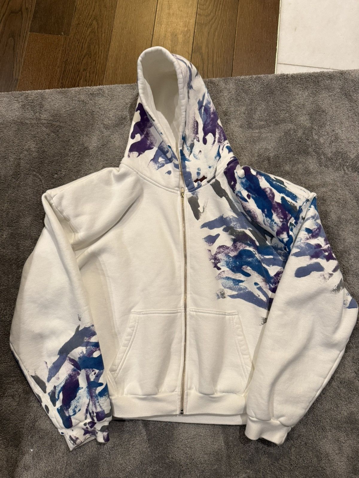 トップス skylrk zip hoodie Little Lilac the skylrk website is up and showing some new items that seem to
