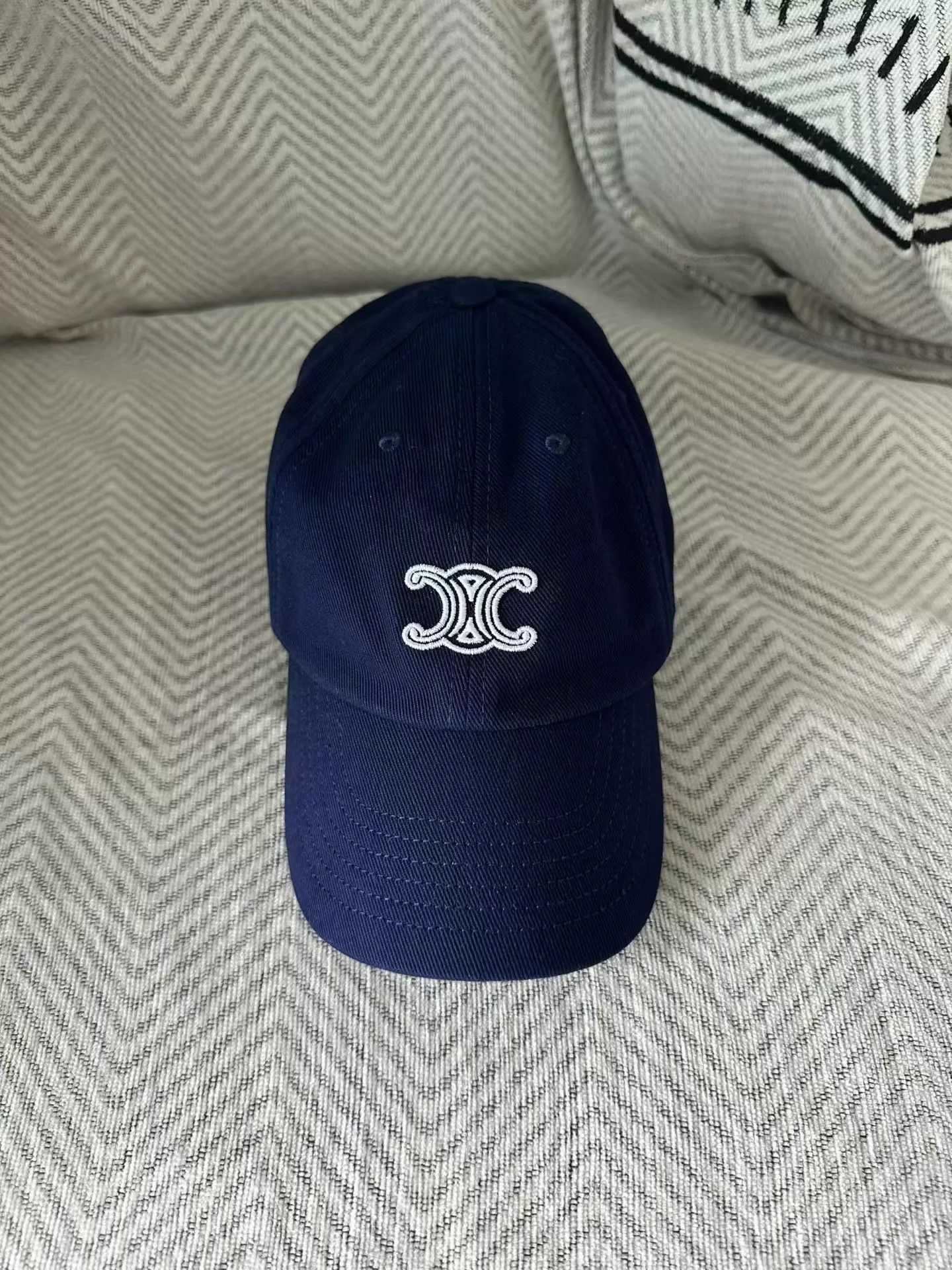 Celine CELINE New Triomphe Baseball Cap M (New) Size ONE SIZE - 1 Thumbnail