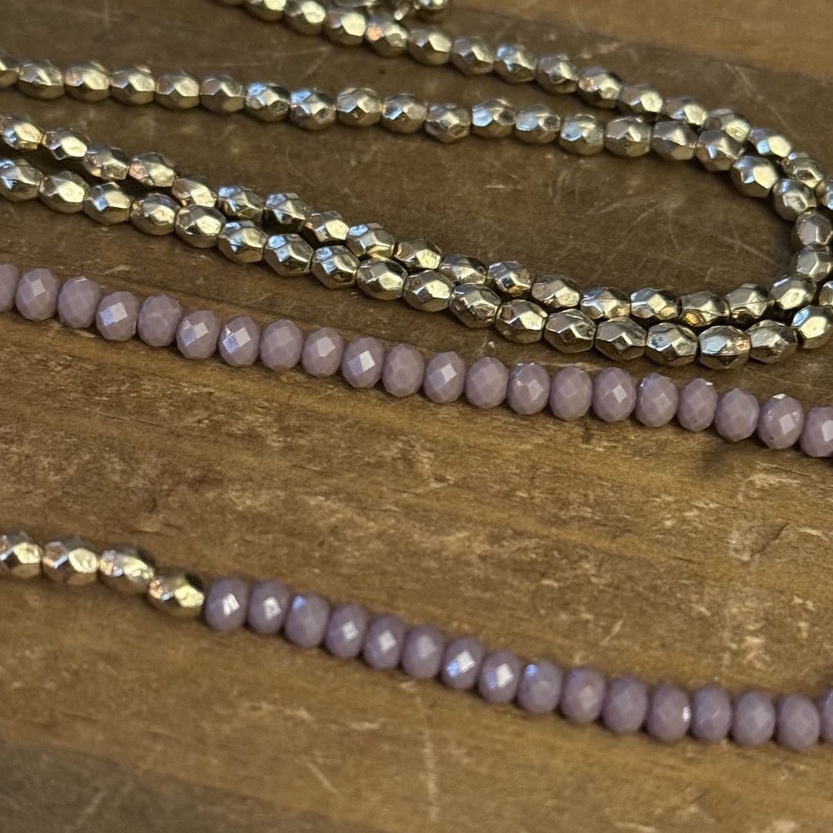 Other Long gold and and purple bead necklace Size ONE SIZE - 3 Thumbnail