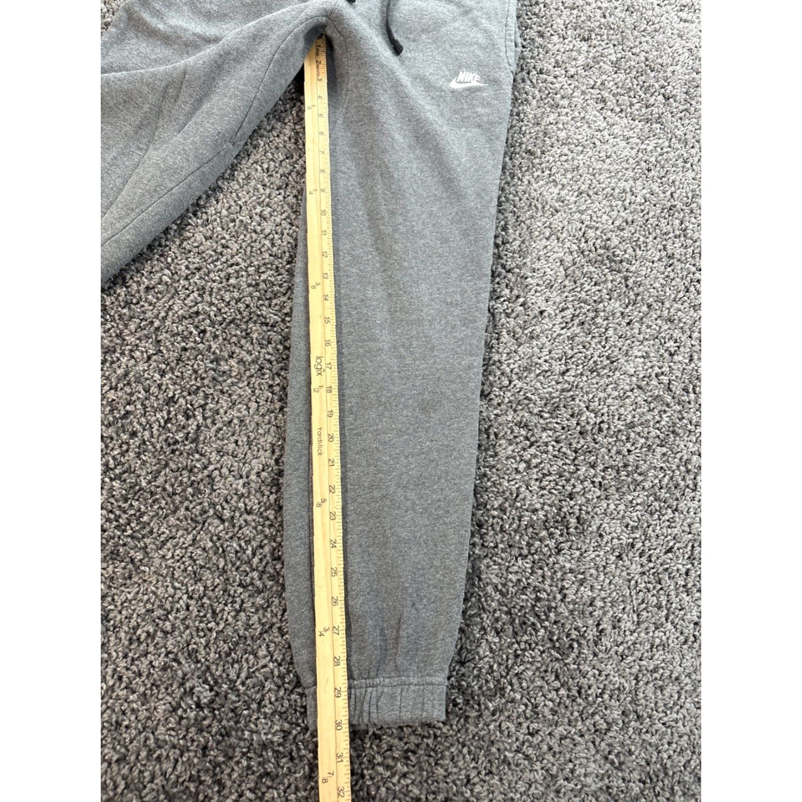 Nike Nike Club Sweatpants Mens Small Gray Fleece Embroidered Joggers 804406-071 Pants Activewear Size US 29 - 2 Thumbnail