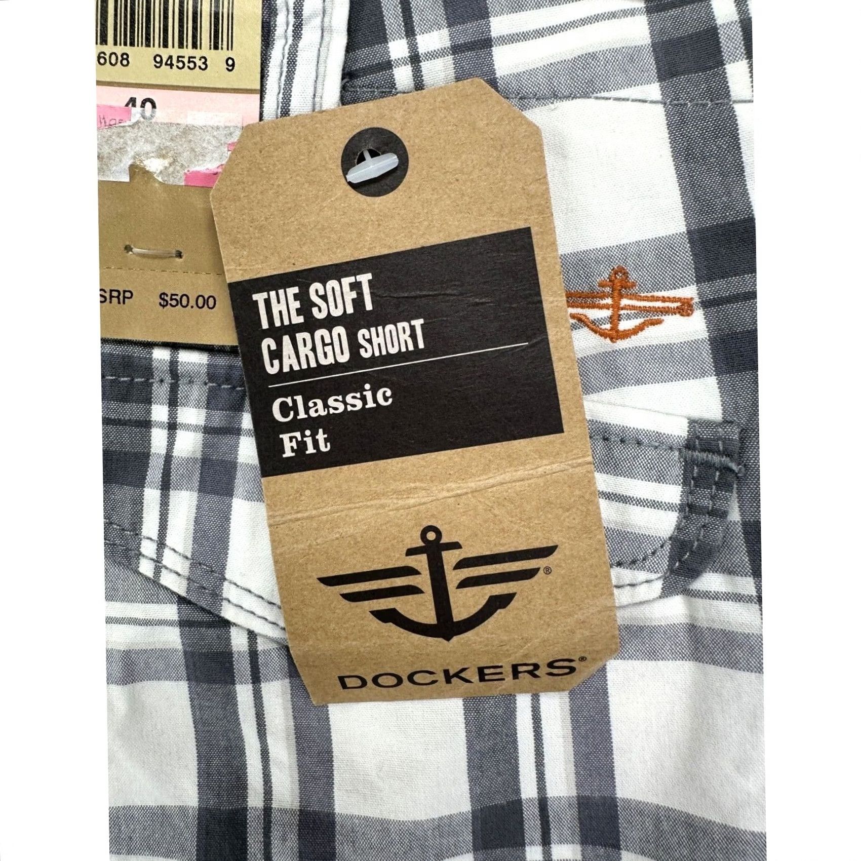 Dockers Dockers Shorts Cargo Mens 40 White Plaid Classic Fit Khaki Chino NEW Size US 40 / EU 56 - 4 Thumbnail