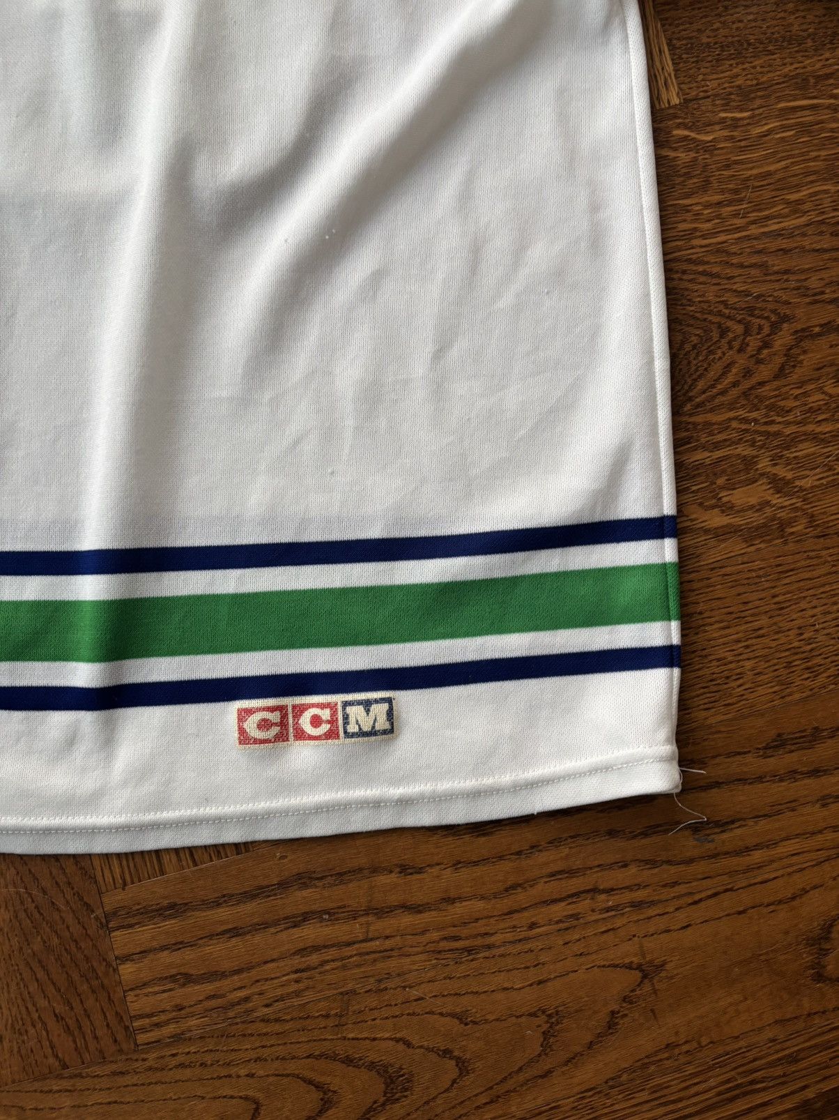 NHL × Vintage Vintage Hartford Whalers Jersey 1980s CCM Hockey Jersey 90s Size US S / EU 44-46 / 1 - 5 Thumbnail