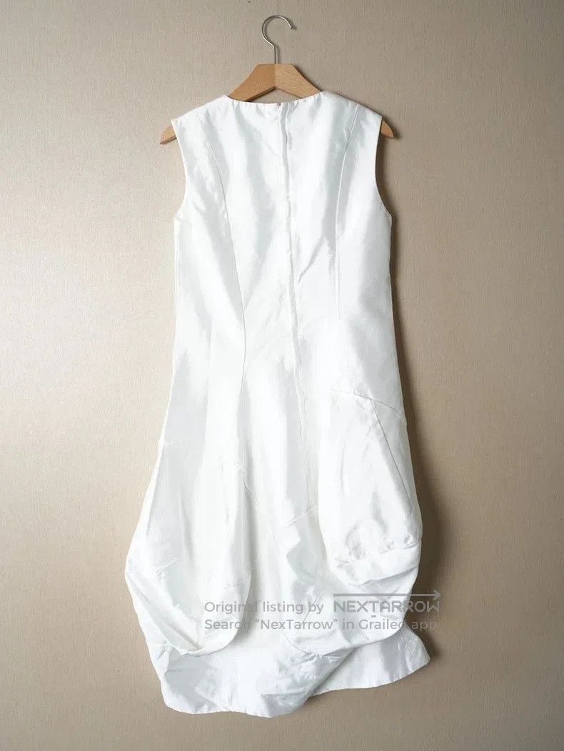 Comme des Garcons COMME des GARCONS White 3D Fish Tail Dress 19SS. Size US S / EU 44-46 / 1 - 4 Thumbnail