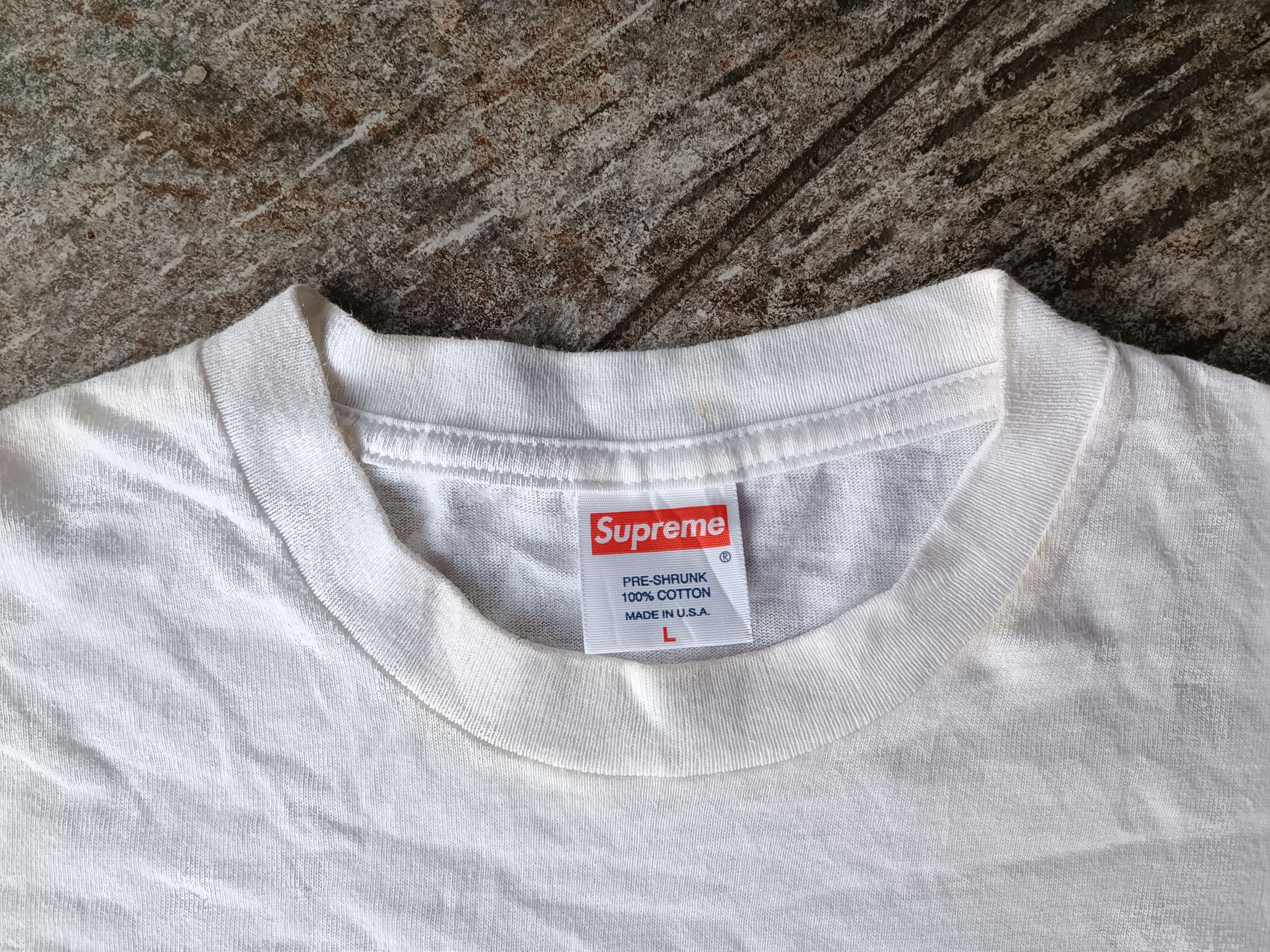 Supreme t shirt supreme x mark gonzales Size US L / EU 52-54 / 3 - 3 Thumbnail