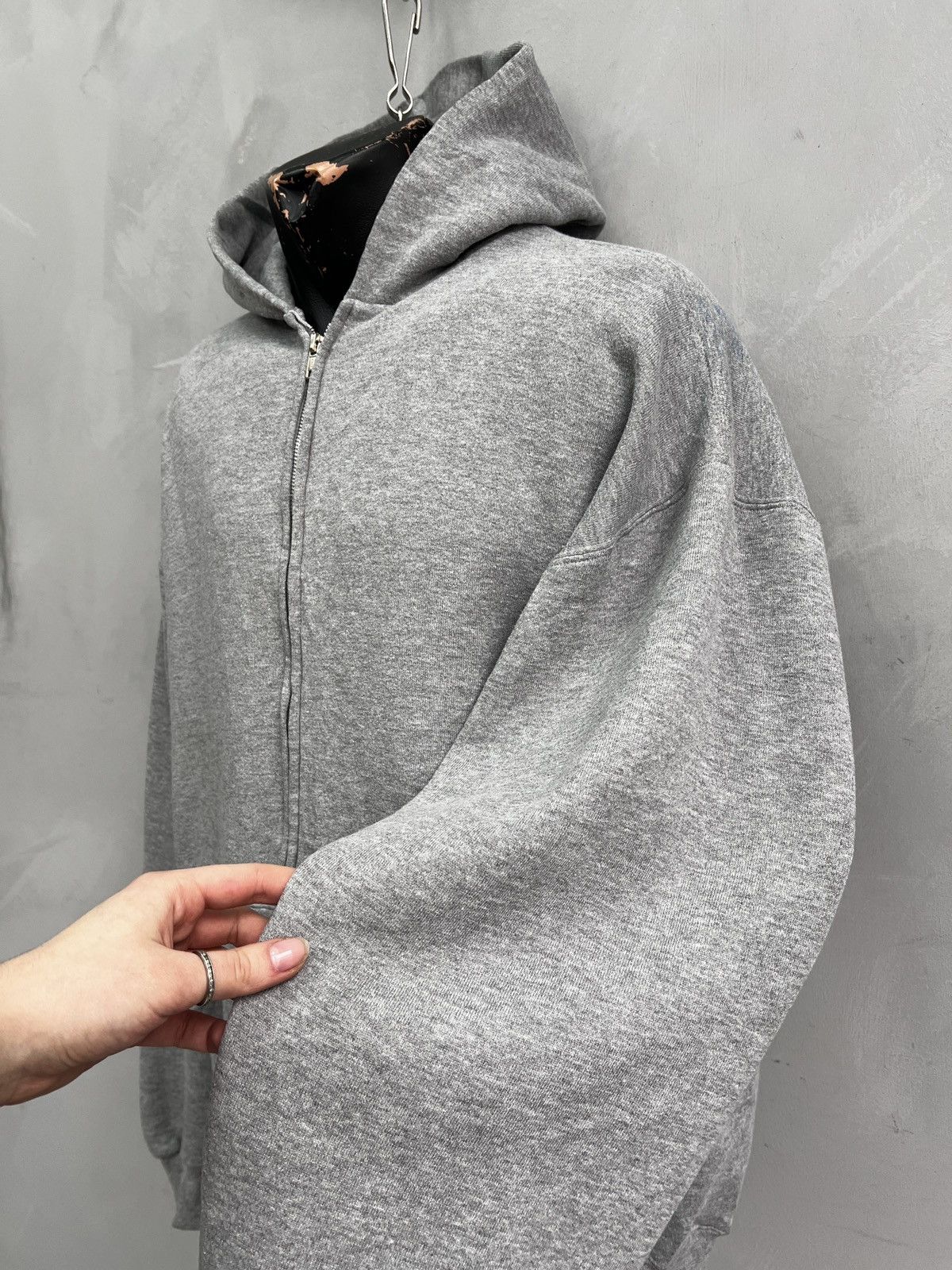 Russell Athletic Oversized black 90s hoodie Russel Athletic hoodie kanye west Size US L / EU 52-54 / 3 - 5 Thumbnail
