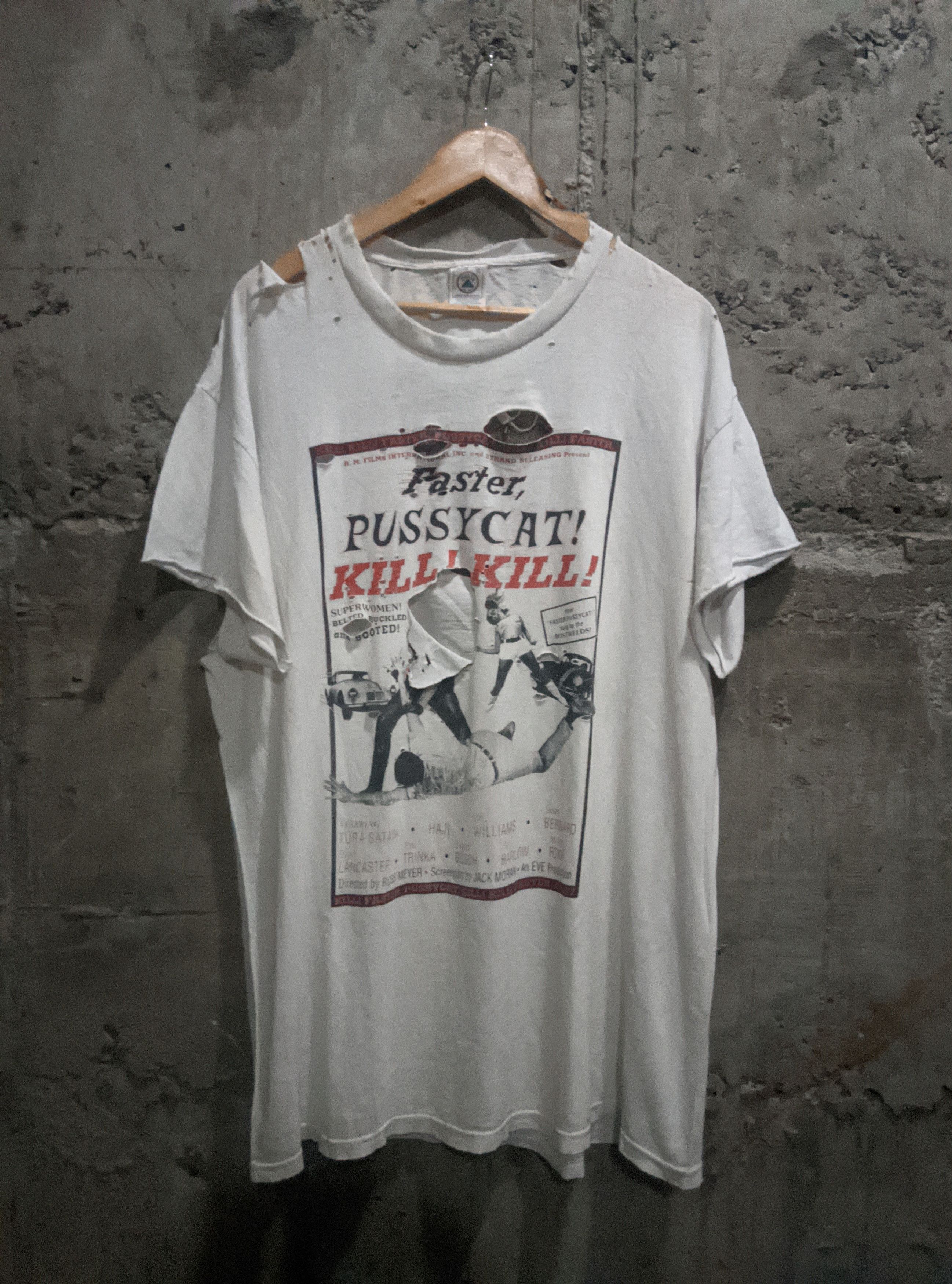 Vintage Vintage 90s faster pussy cat kill kill thrashed movie Size US XL / EU 56 / 4 - 1 Thumbnail
