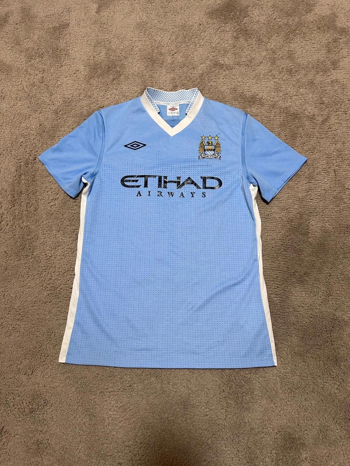 Umbro Umbro Manchester City 2011/12 Home jersey football Shirt Size US M / EU 48-50 / 2 - 1 Thumbnail