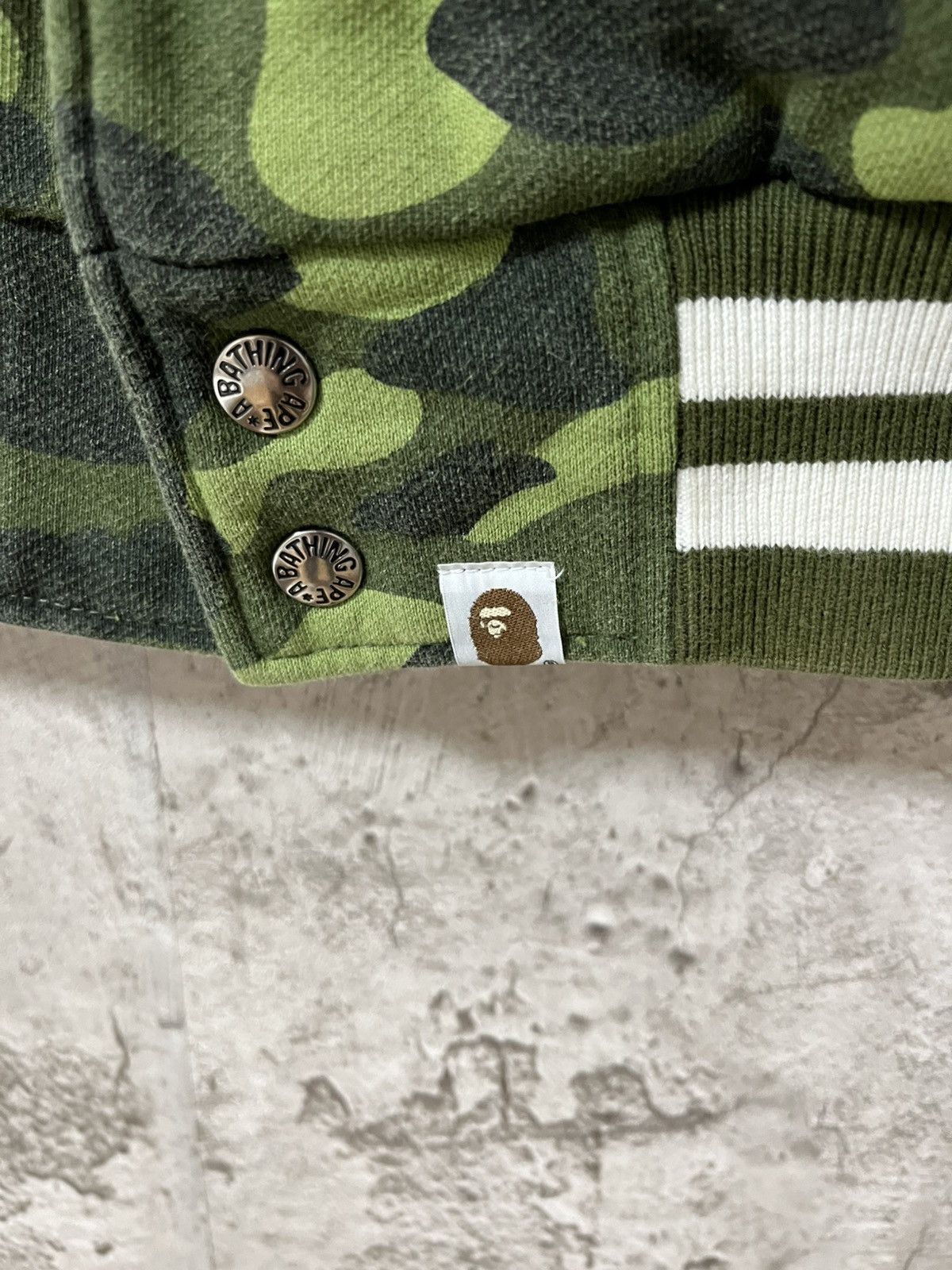 Bape bape camo varsity jacket Size US L / EU 52-54 / 3 - 3 Thumbnail