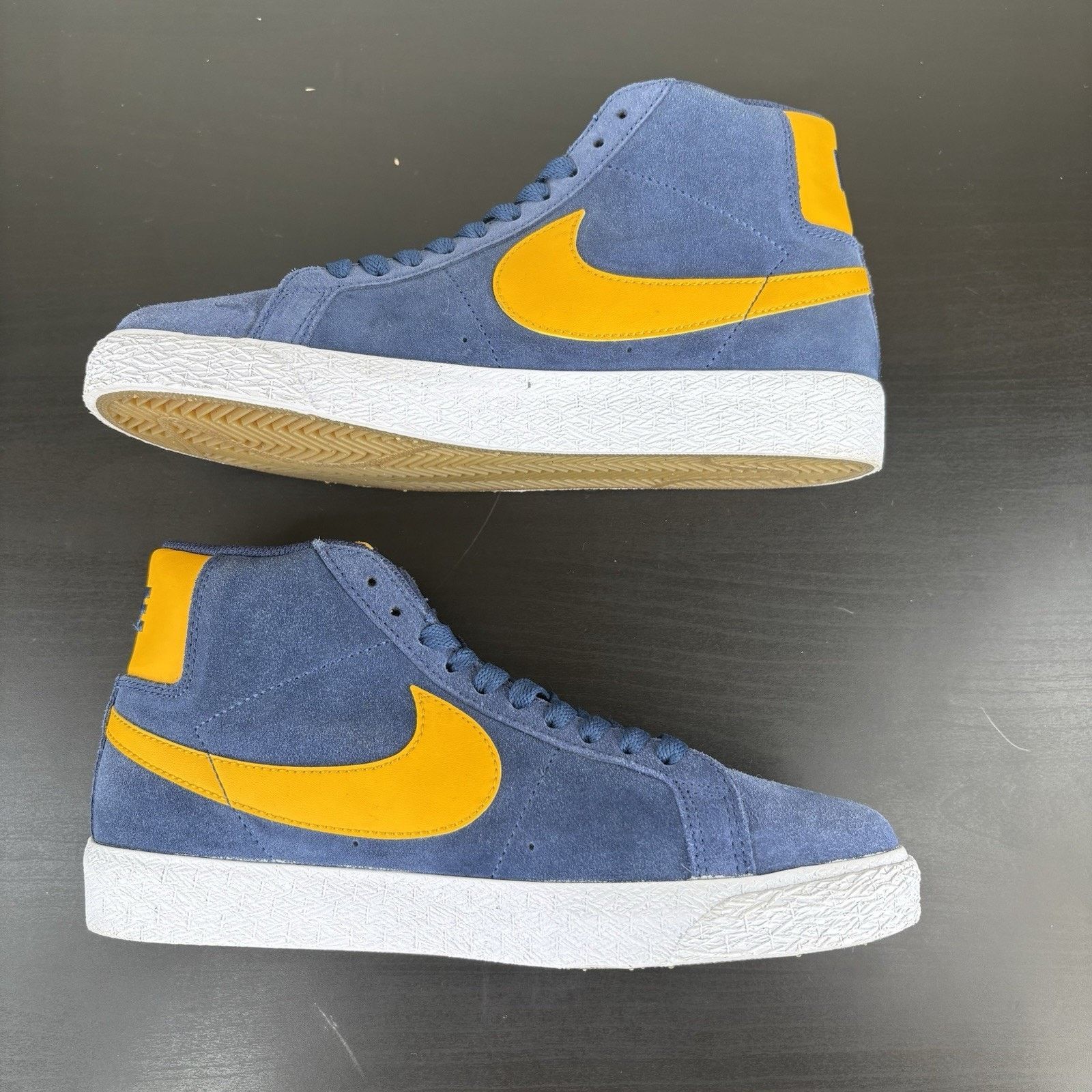 Nike Size 6.5 - Nike Zoom Blazer SB Mid Michigan Size US 6.5 / EU 39-40 - 4 Thumbnail
