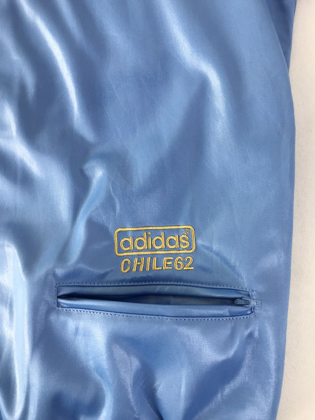 Adidas × Vintage Vintage Sweater Adidas Chile 62 Zipper Style Size US L / EU 52-54 / 3 - 4 Thumbnail