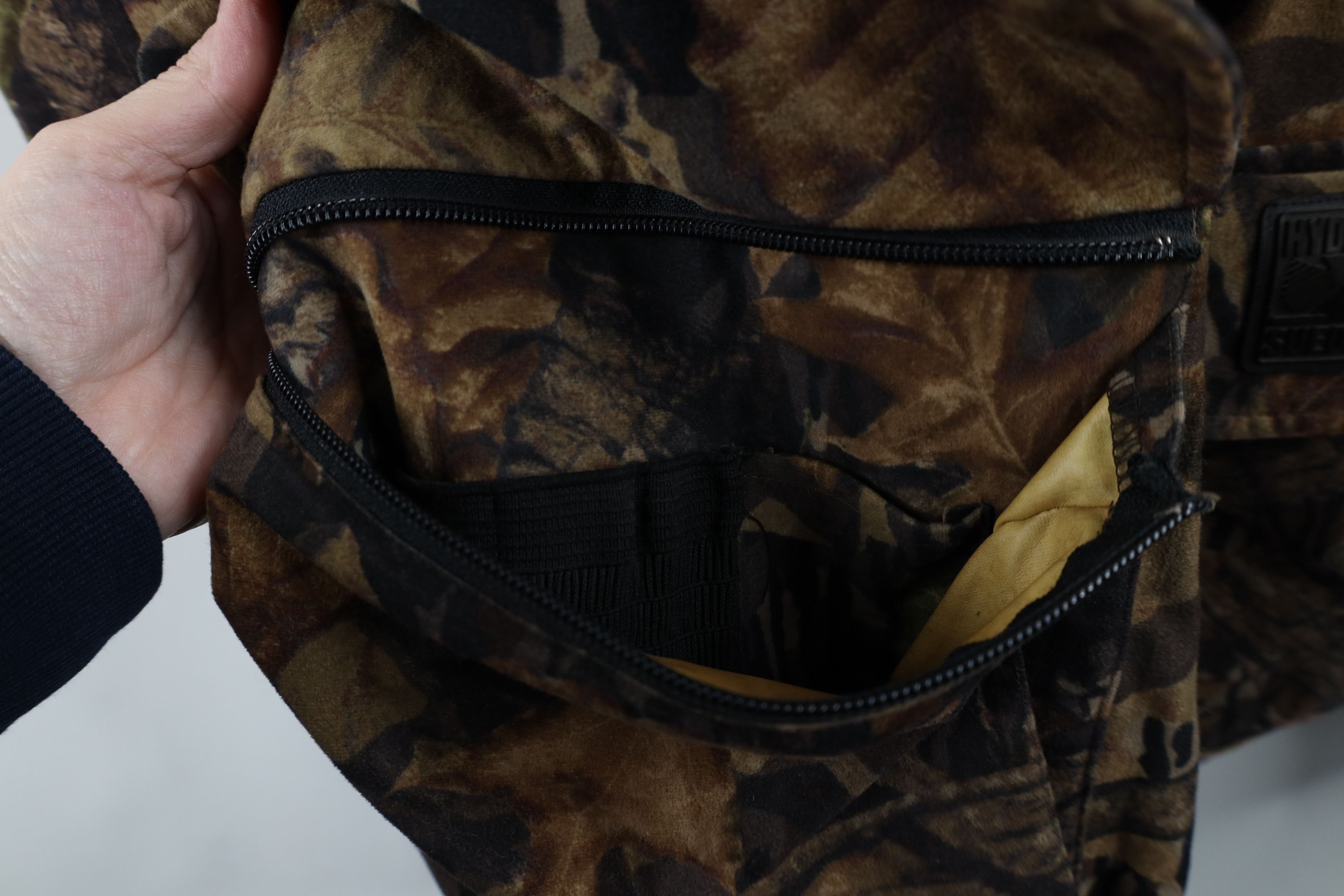 Vintage Vintage Browning Mossy Oak Camouflage Chamois Hooded Jacket Size US XL / EU 56 / 4 - 8 Thumbnail